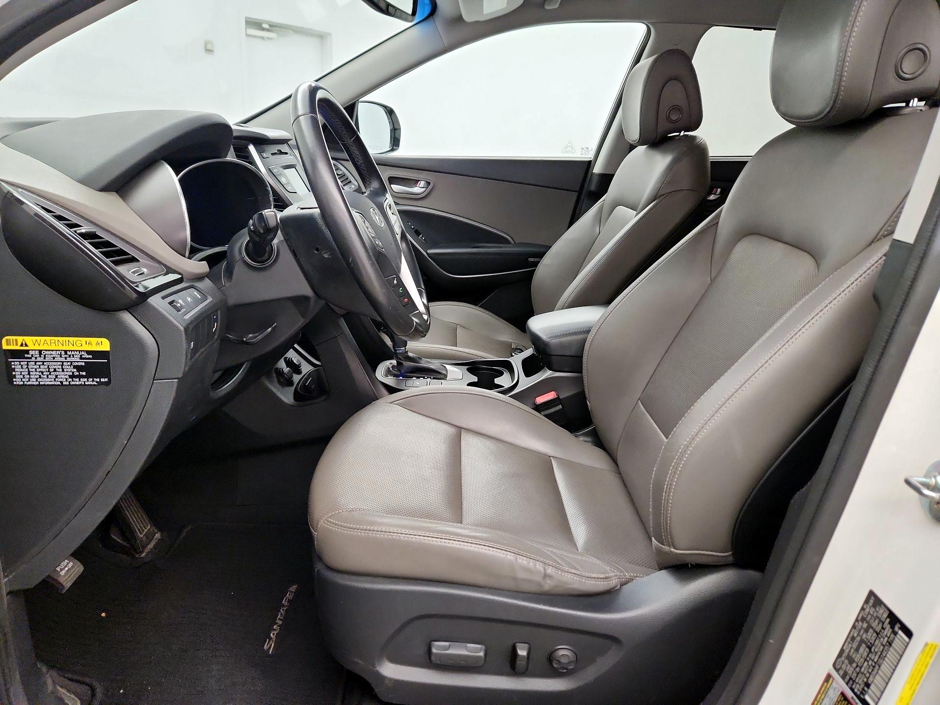 Thumbnail: 2016 Hyundai Santa Fe - 11