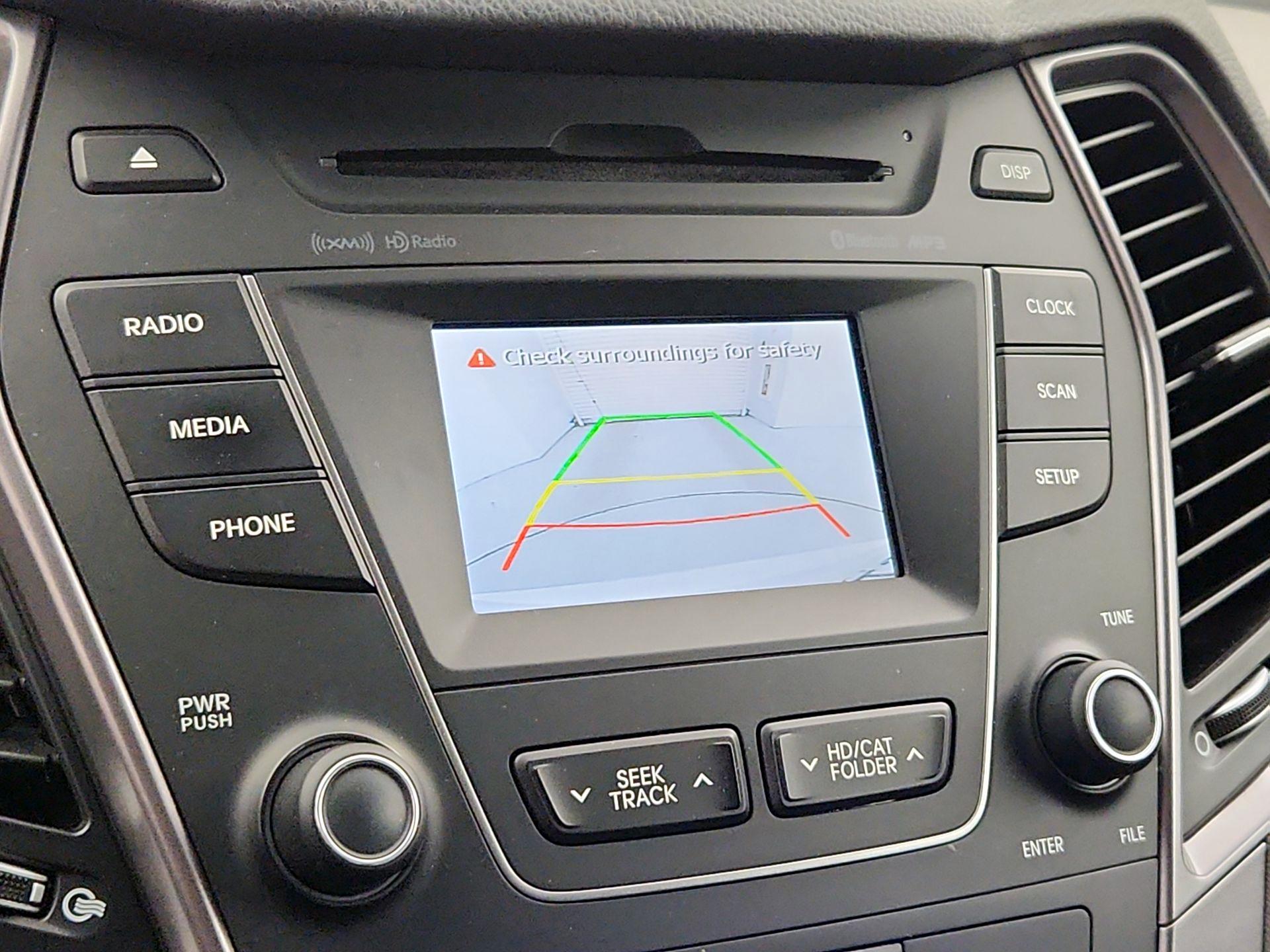 Thumbnail: 2016 Hyundai Santa Fe - 14