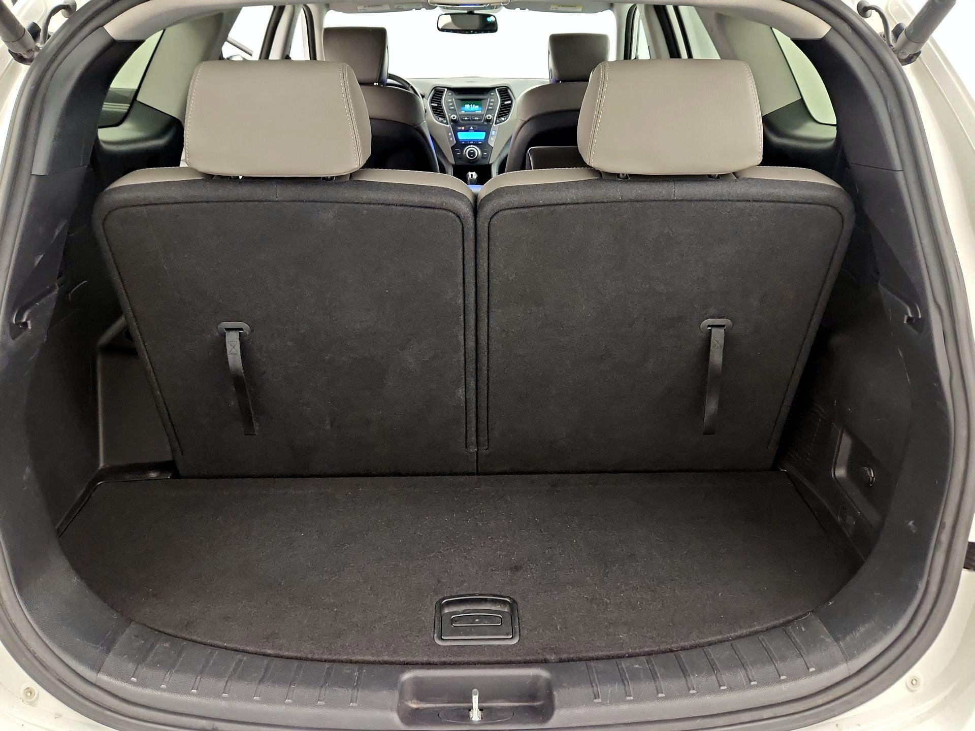 Thumbnail: 2016 Hyundai Santa Fe - 20