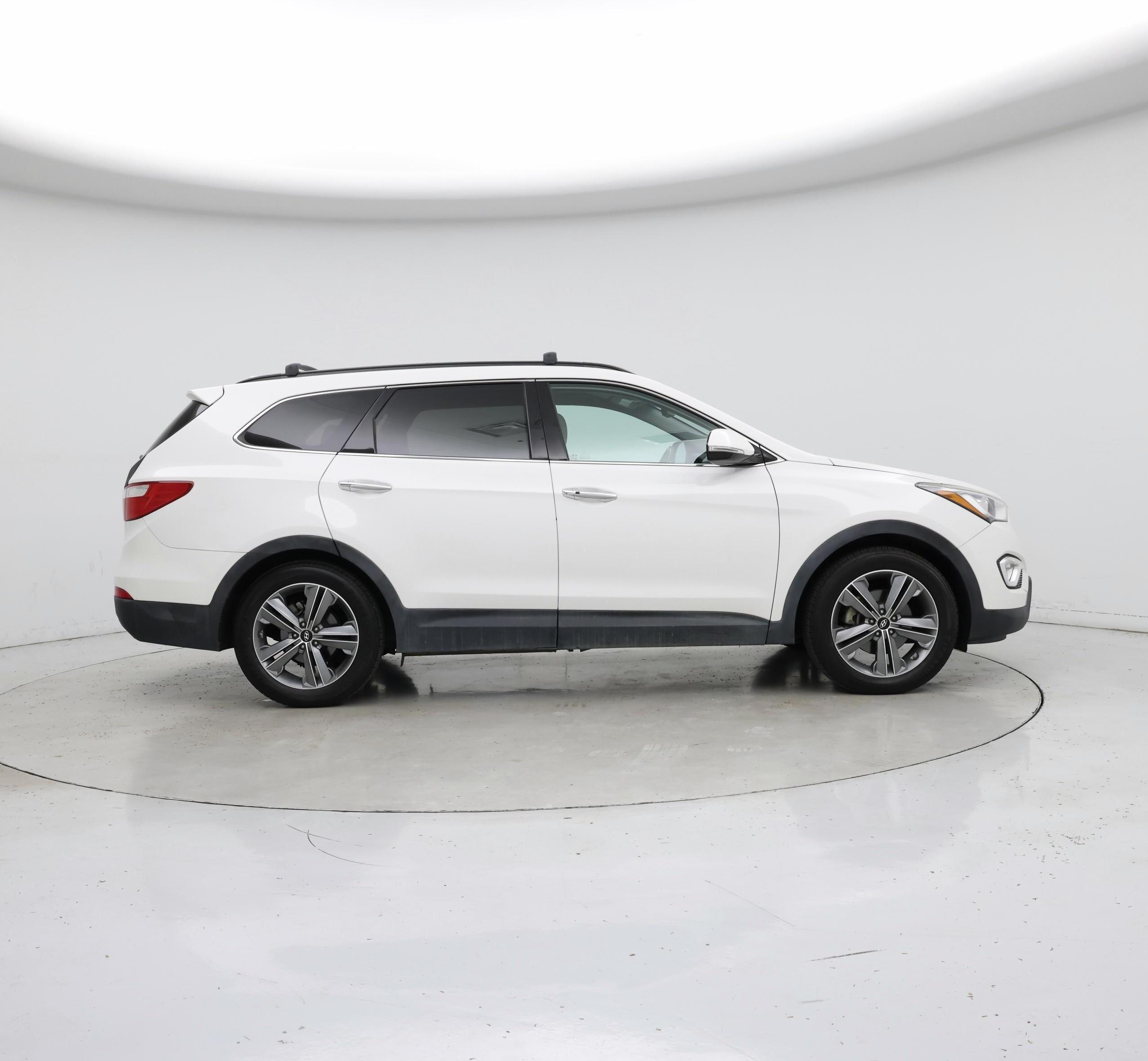 Thumbnail: 2016 Hyundai Santa Fe - 7