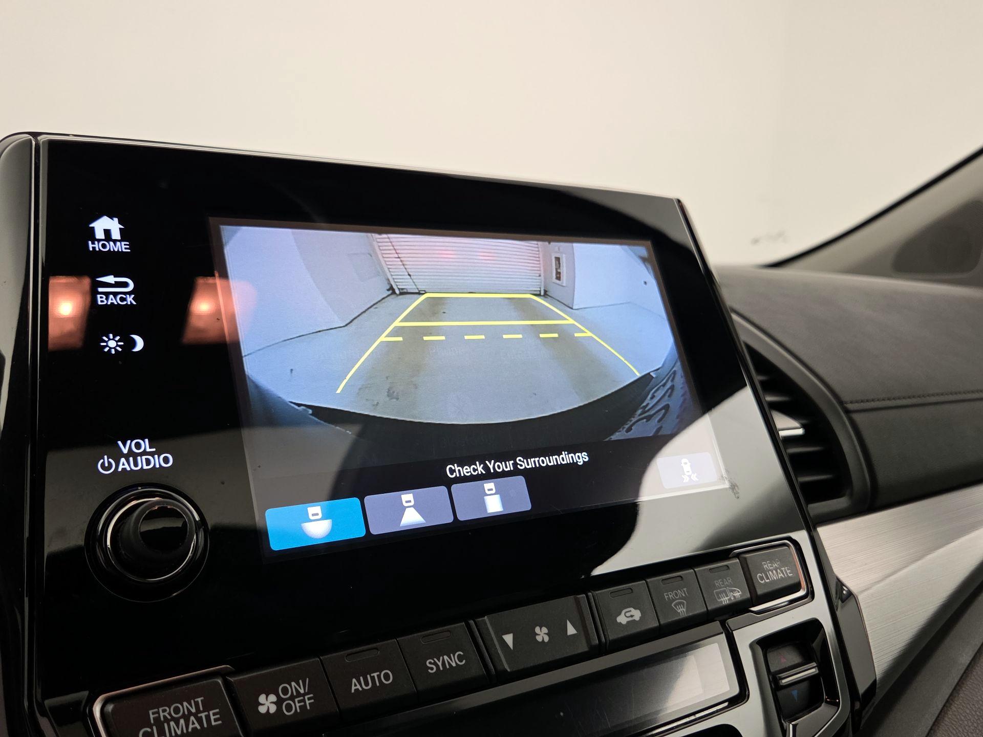 Thumbnail: 2019 Honda Odyssey - 15
