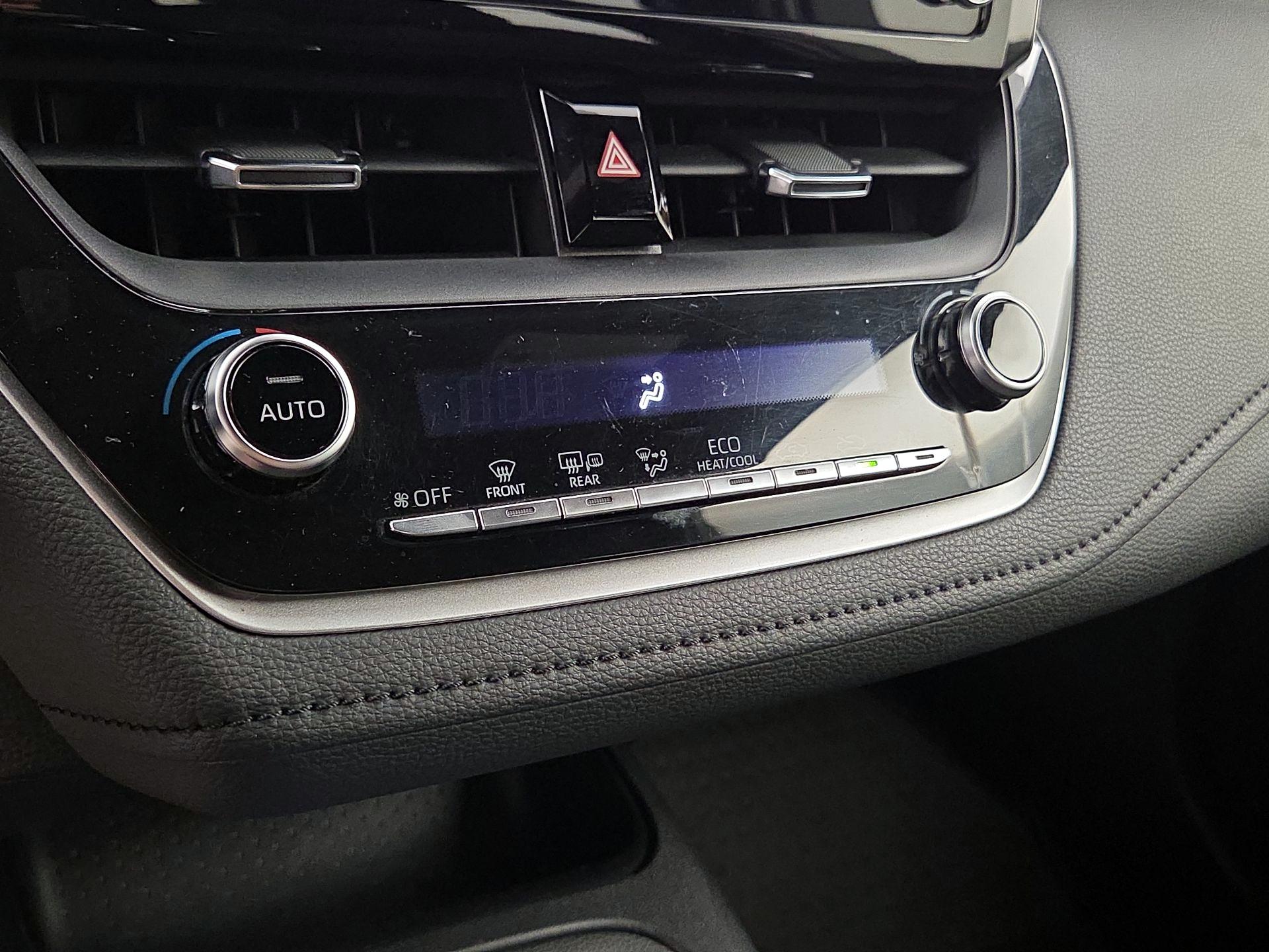 Thumbnail: 2020 Toyota Corolla - 16