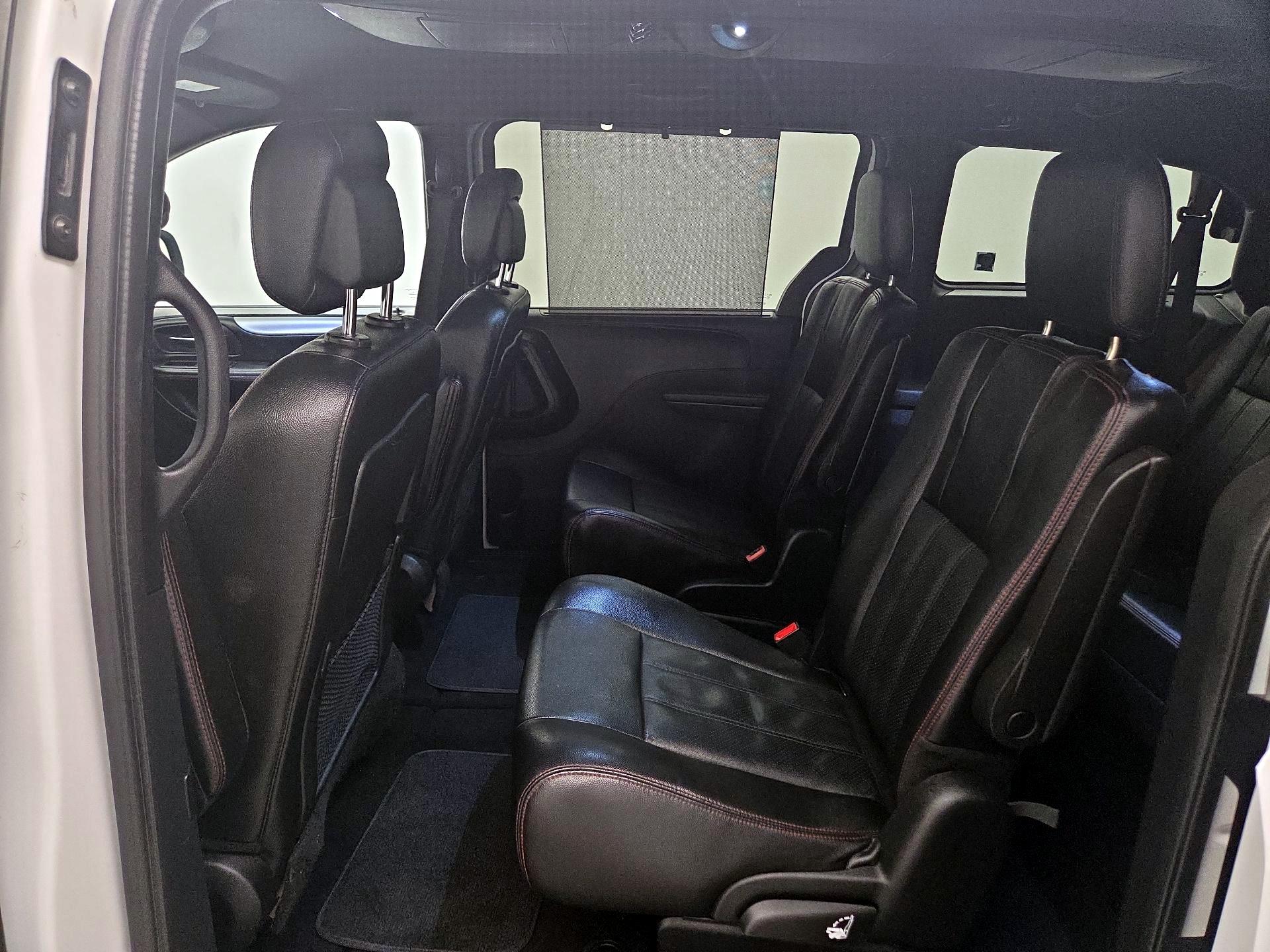 Thumbnail: 2019 Dodge Grand Caravan - 19