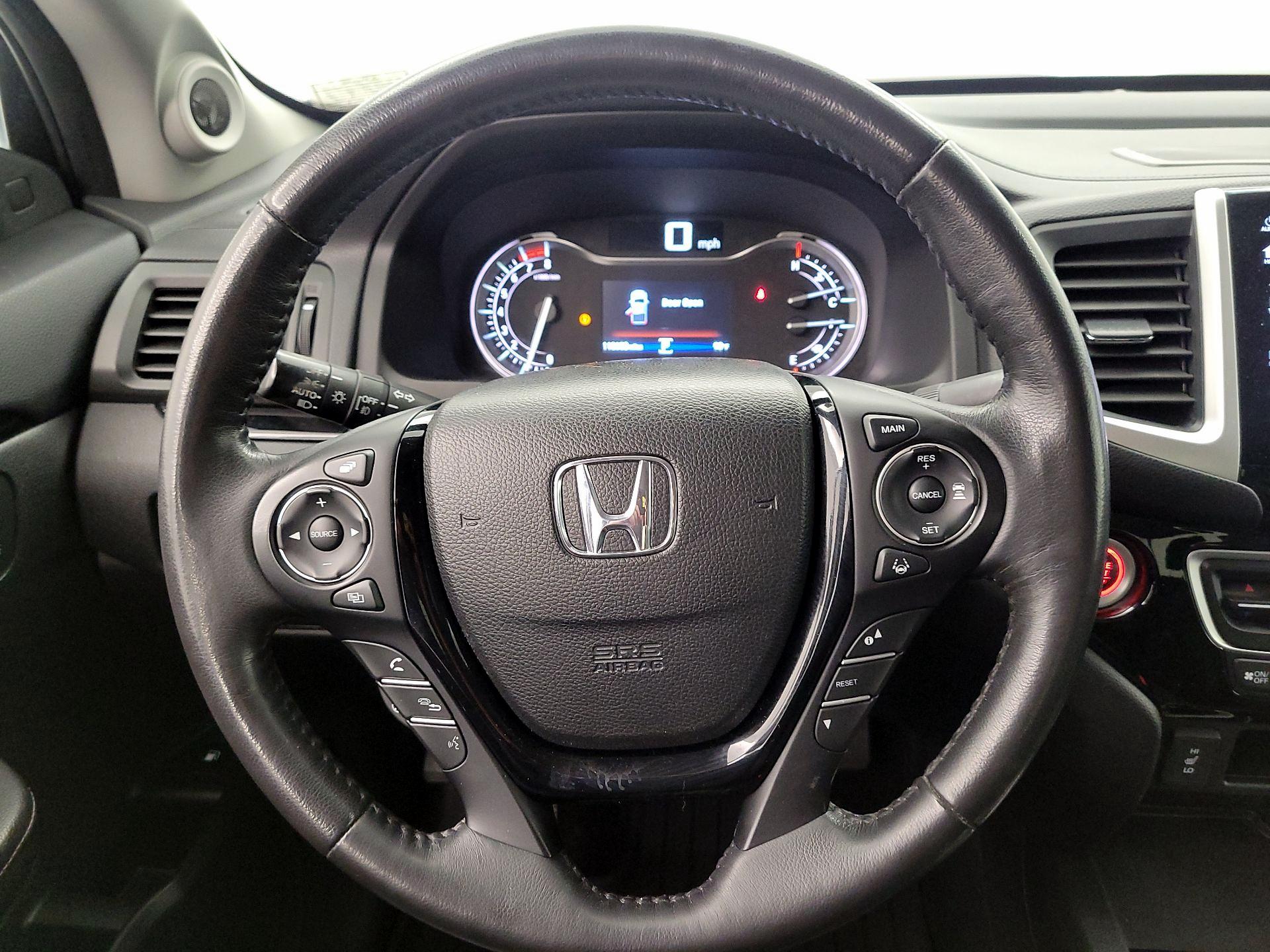 Thumbnail: 2017 Honda Ridgeline - 10