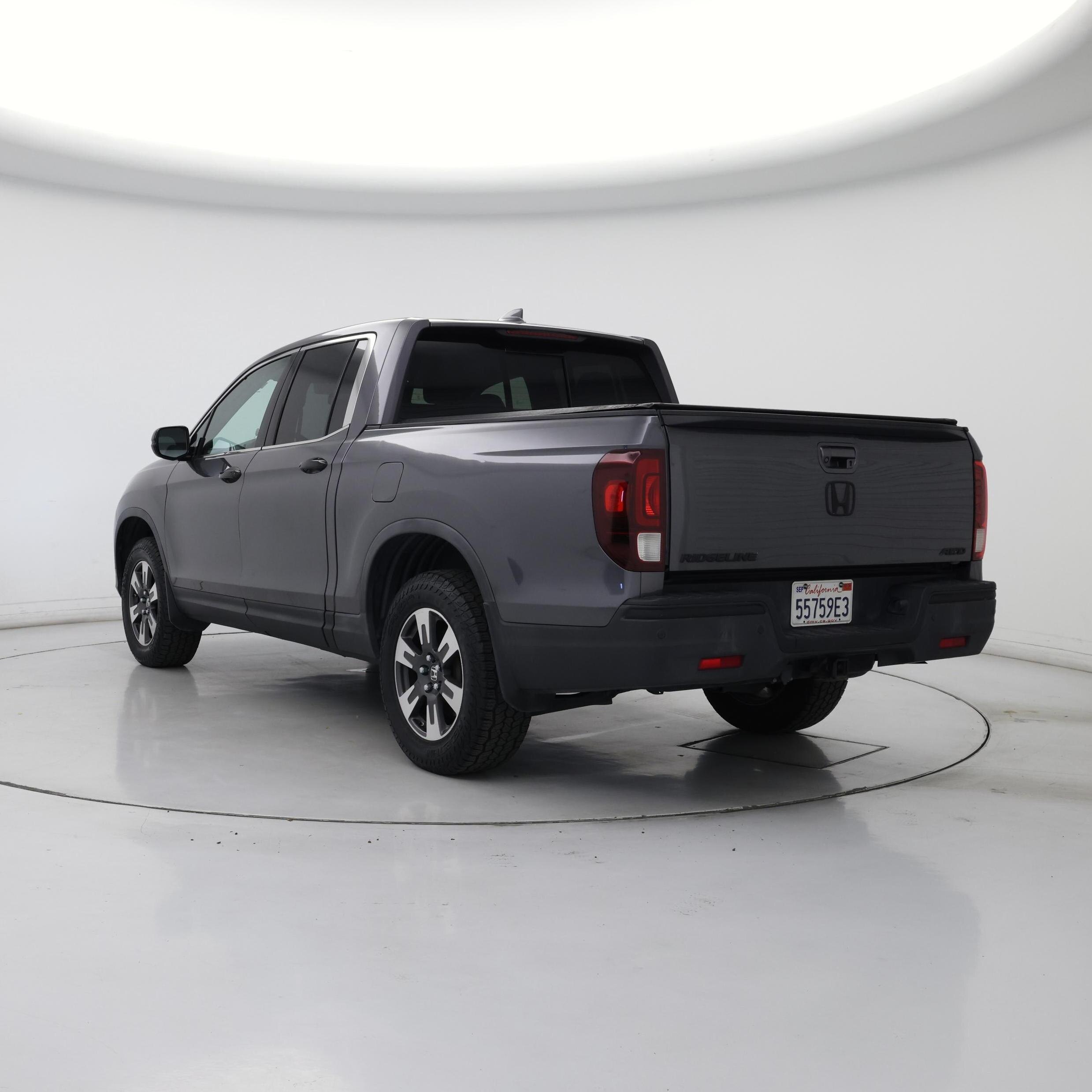 Thumbnail: 2017 Honda Ridgeline - 2