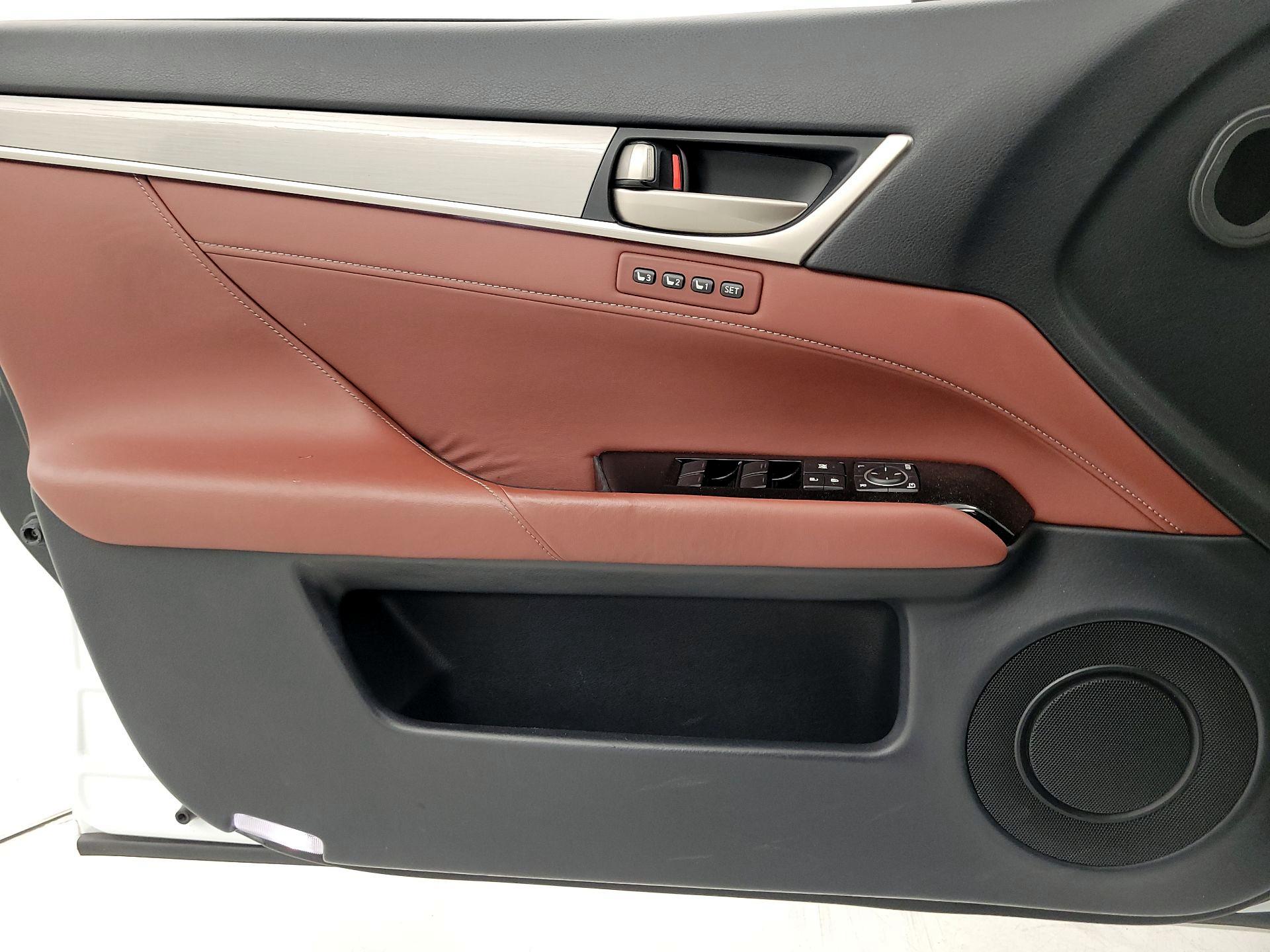 Thumbnail: 2015 Lexus GS - 12