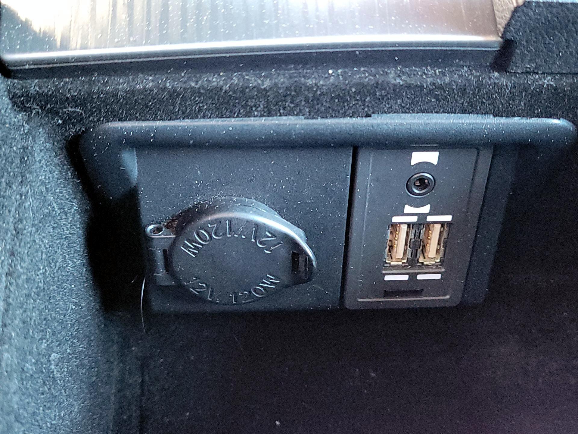 Thumbnail: 2015 Lexus GS - 19