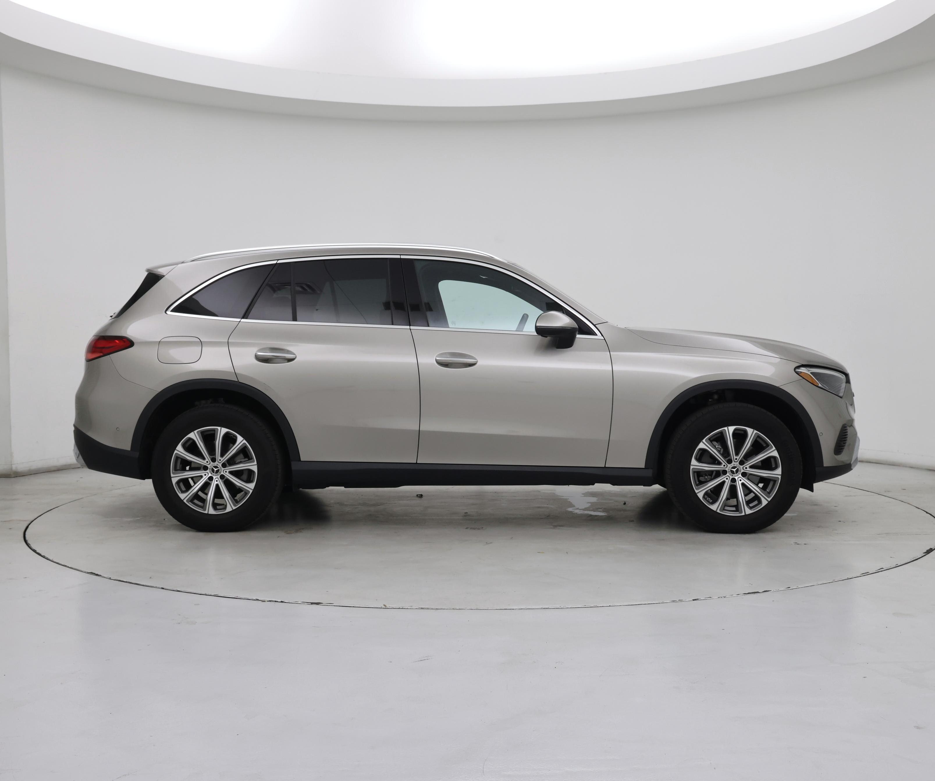 Thumbnail: 2024 Mercedes-Benz GLC - 7