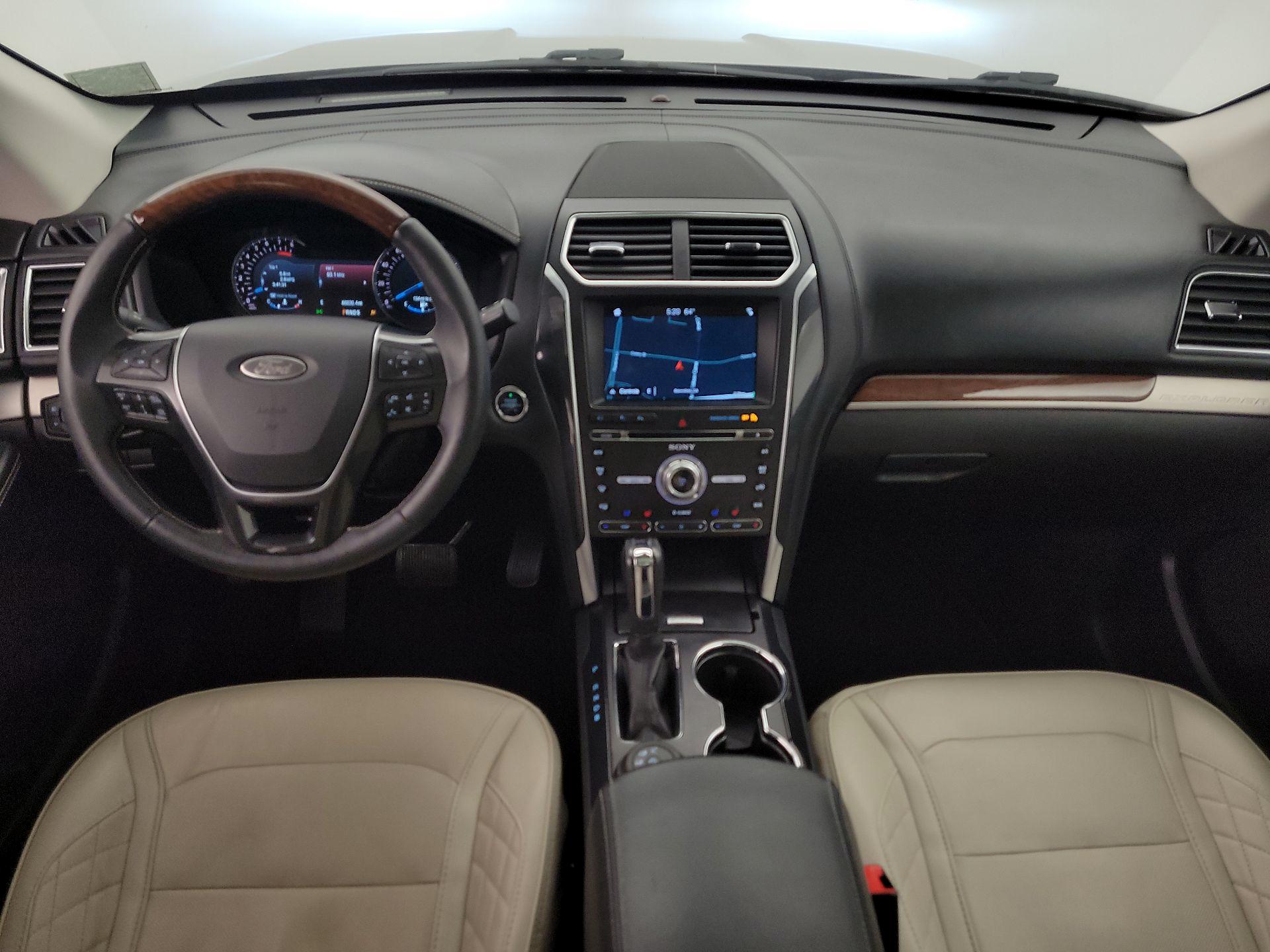 Thumbnail: 2017 Ford Explorer - 9