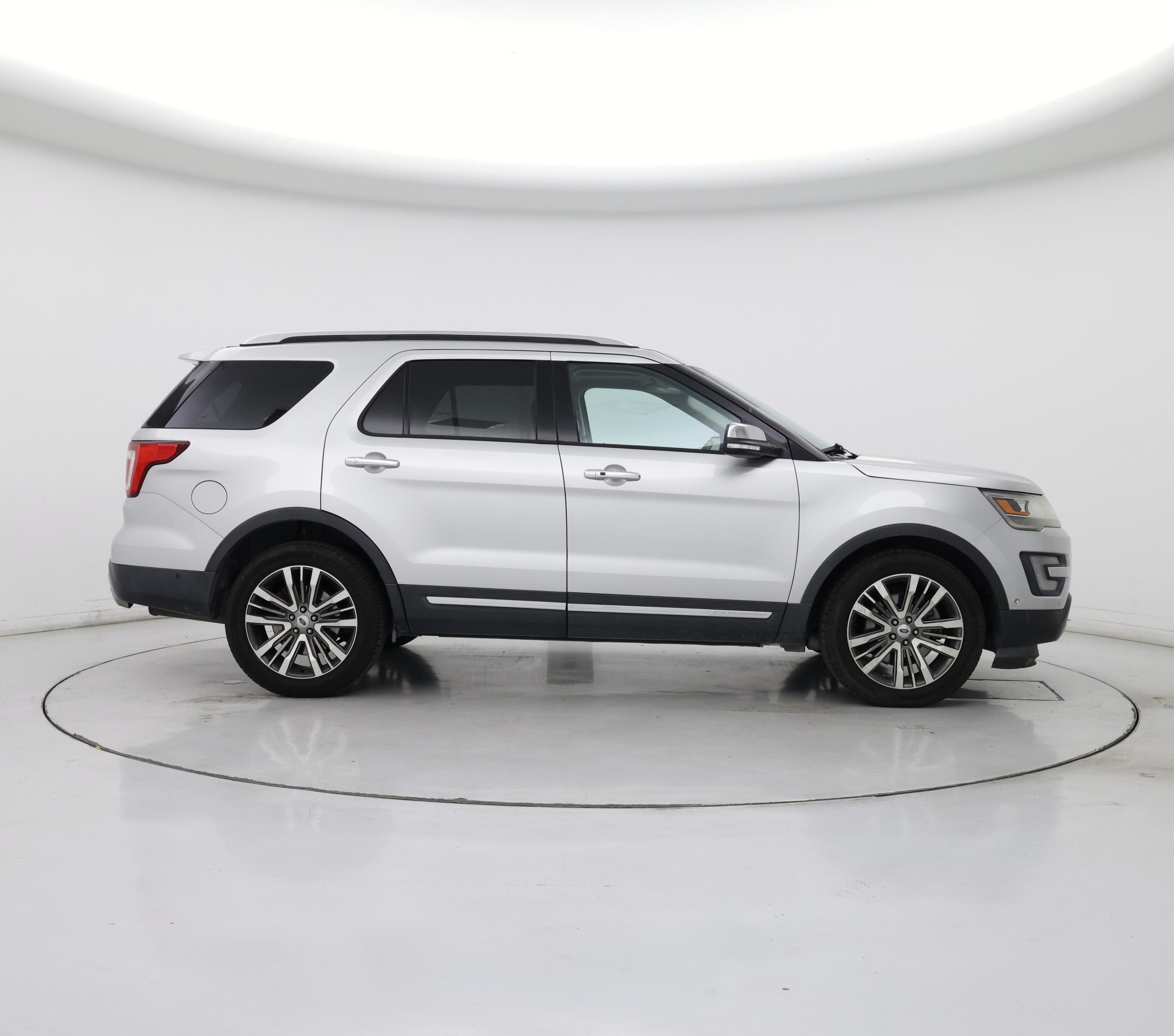 Thumbnail: 2017 Ford Explorer - 7