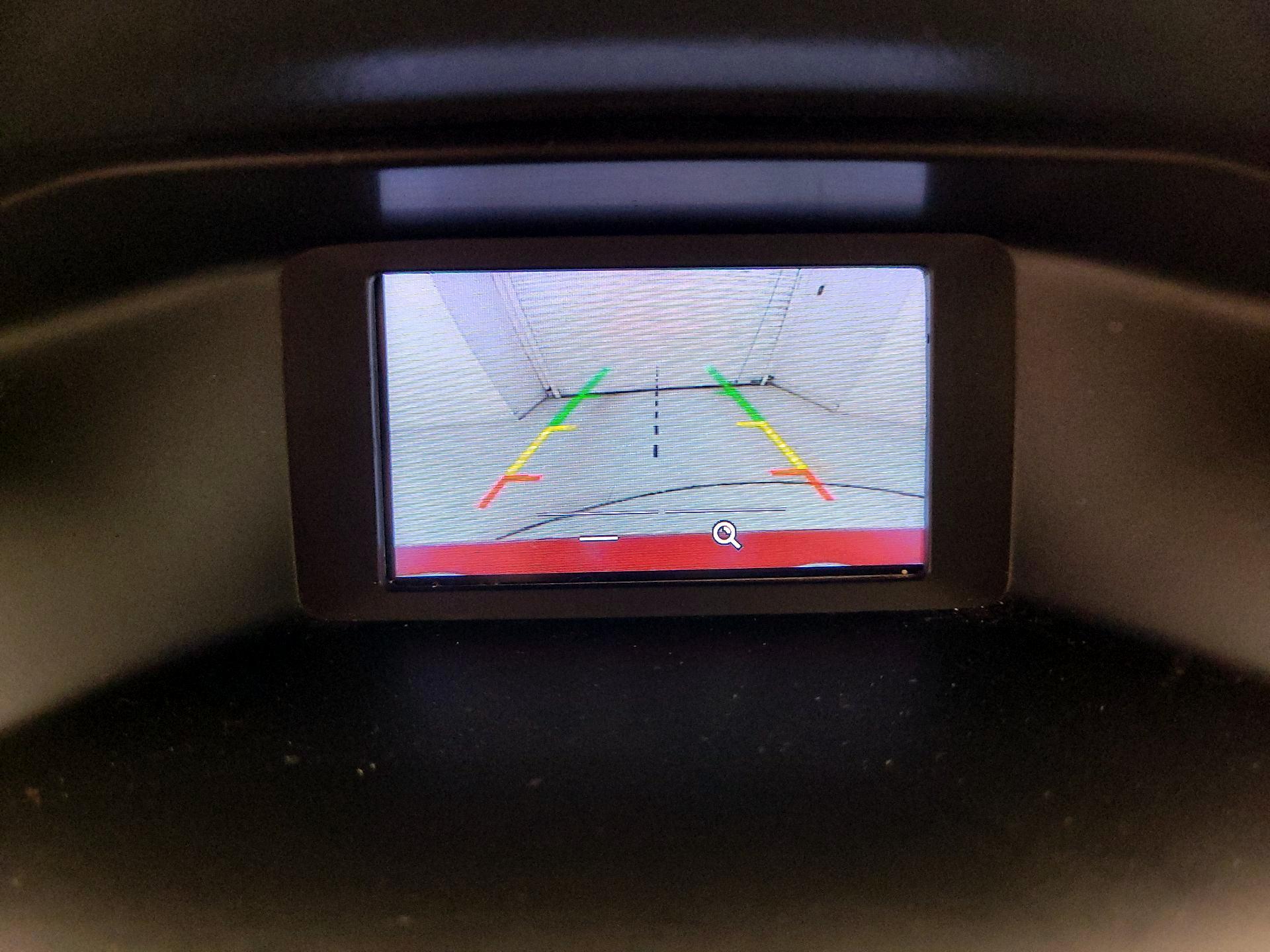 Thumbnail: 2017 Ford Focus - 14