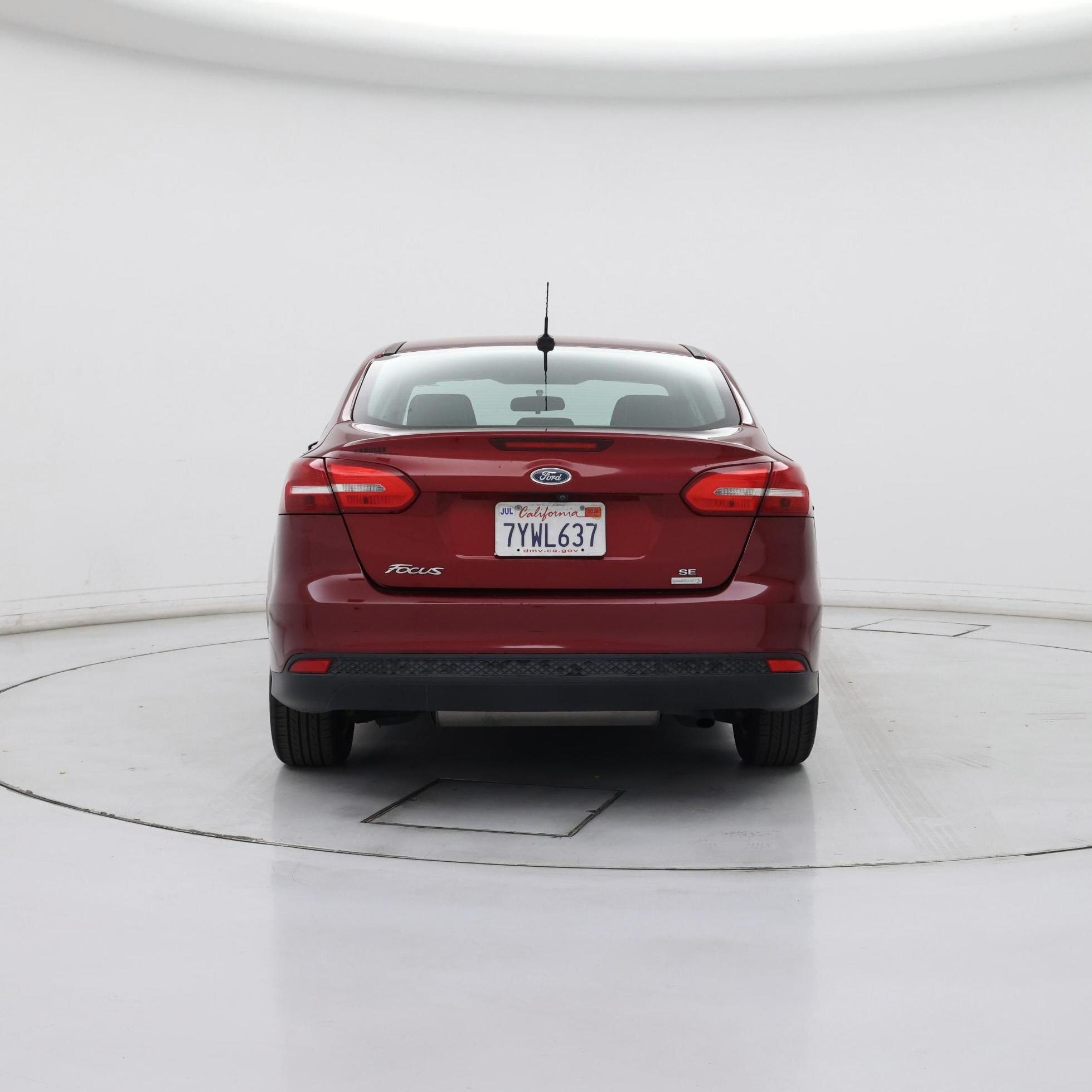 Thumbnail: 2017 Ford Focus - 6