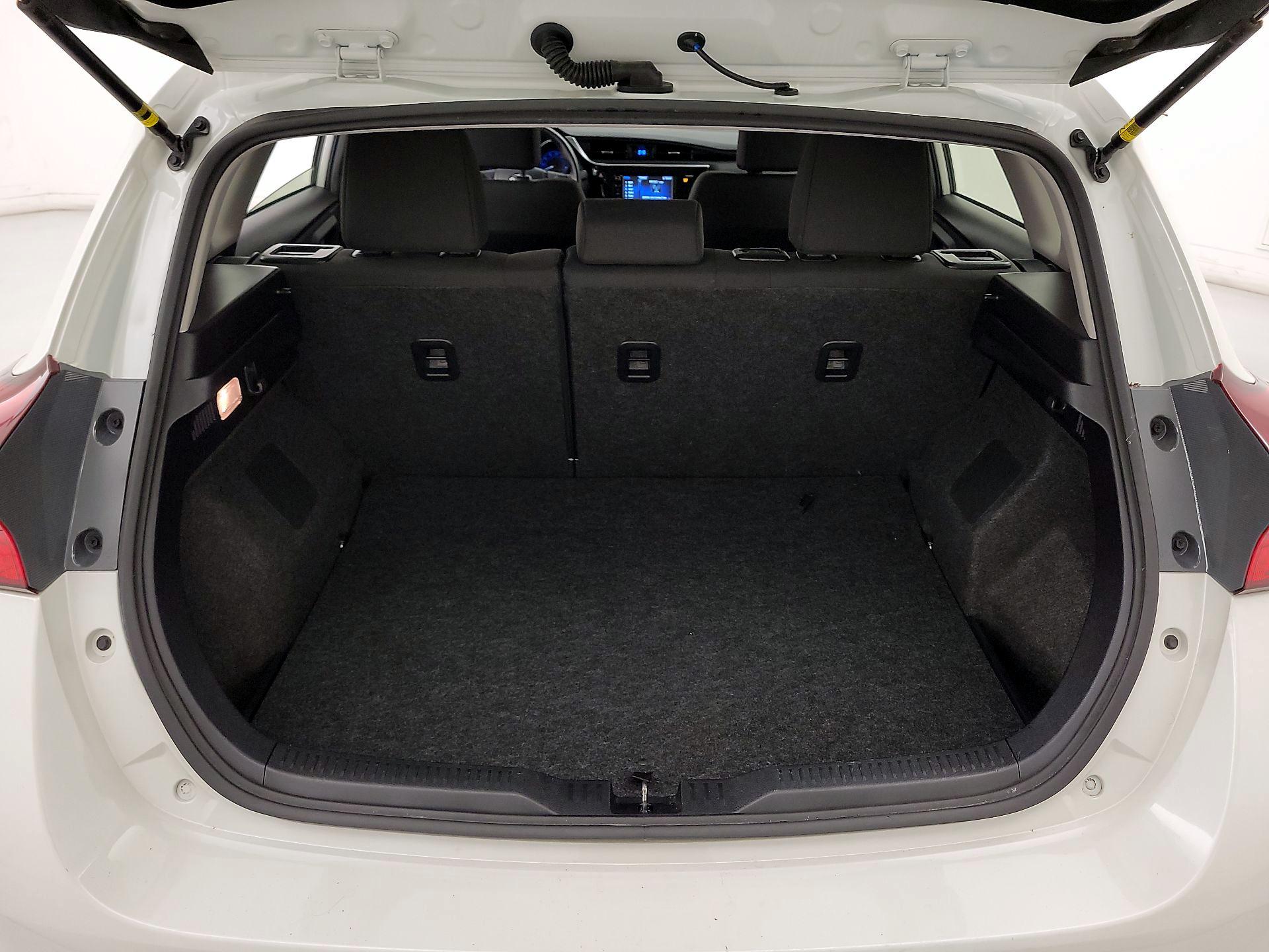 Thumbnail: 2018 Toyota Corolla iM - 20