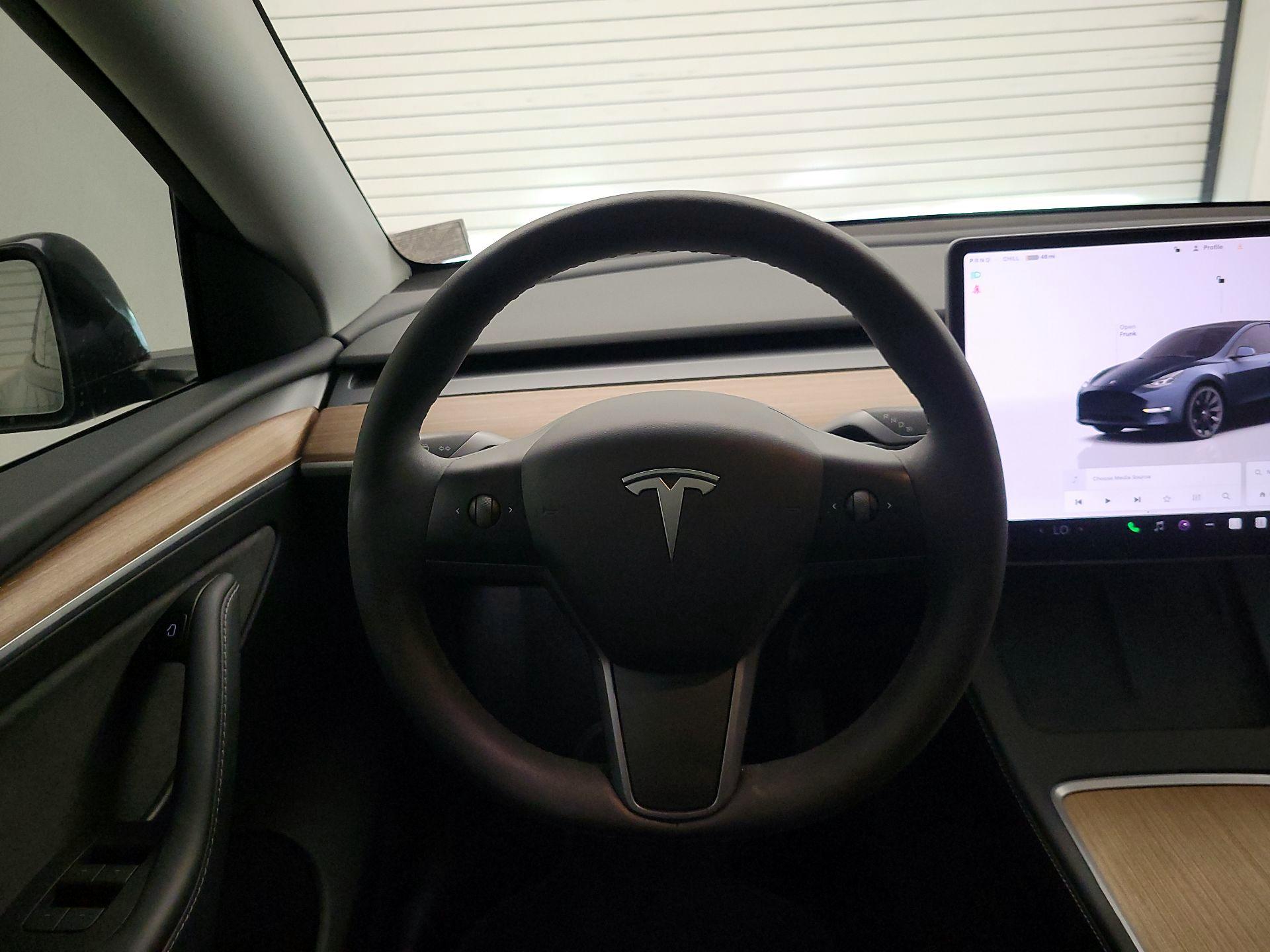 Thumbnail: 2024 Tesla Model Y - 10