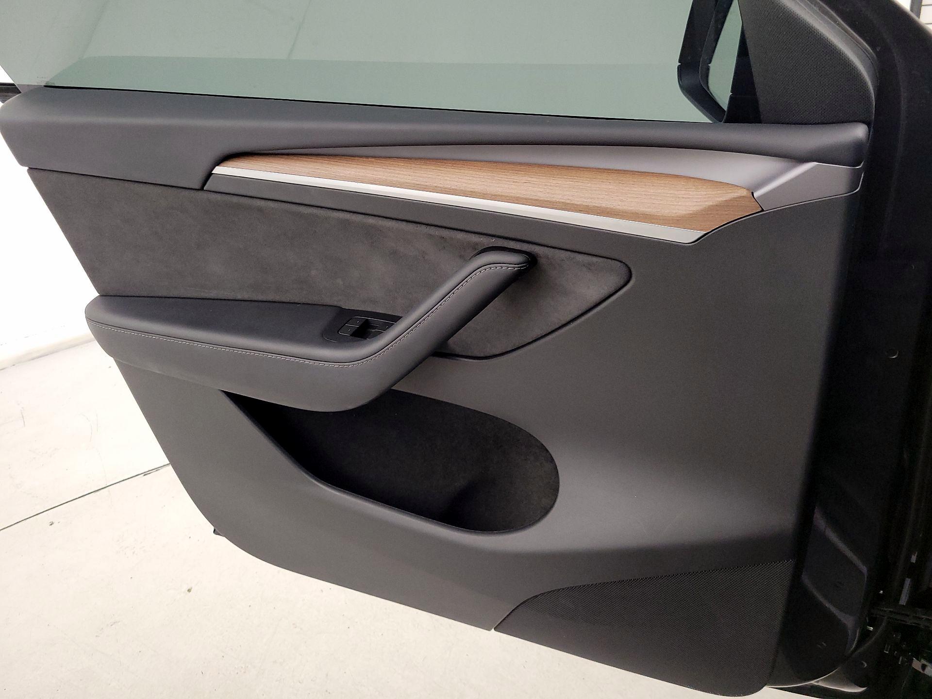 Thumbnail: 2024 Tesla Model Y - 12