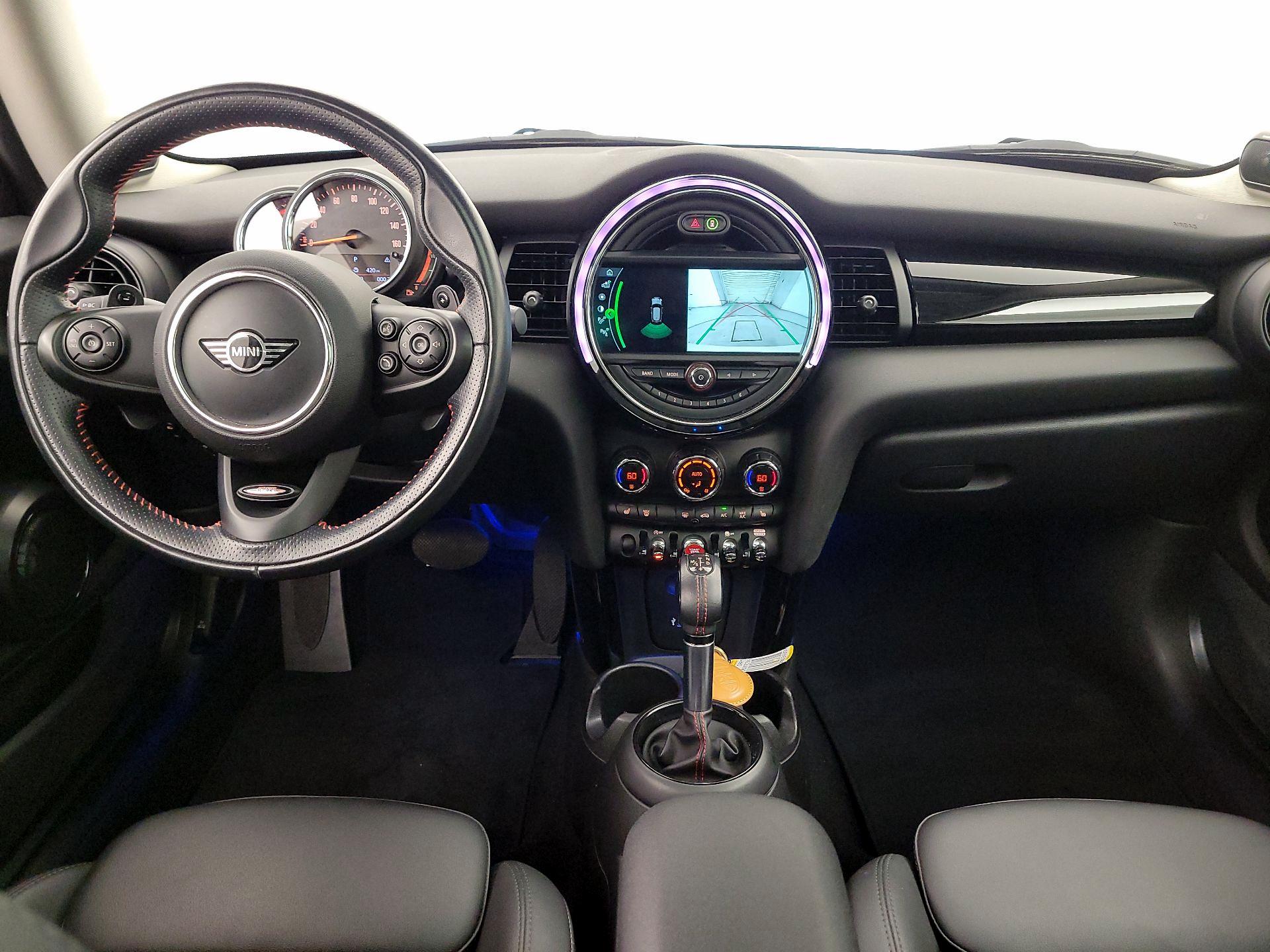 Thumbnail: 2019 MINI Cooper Hardtop - 9