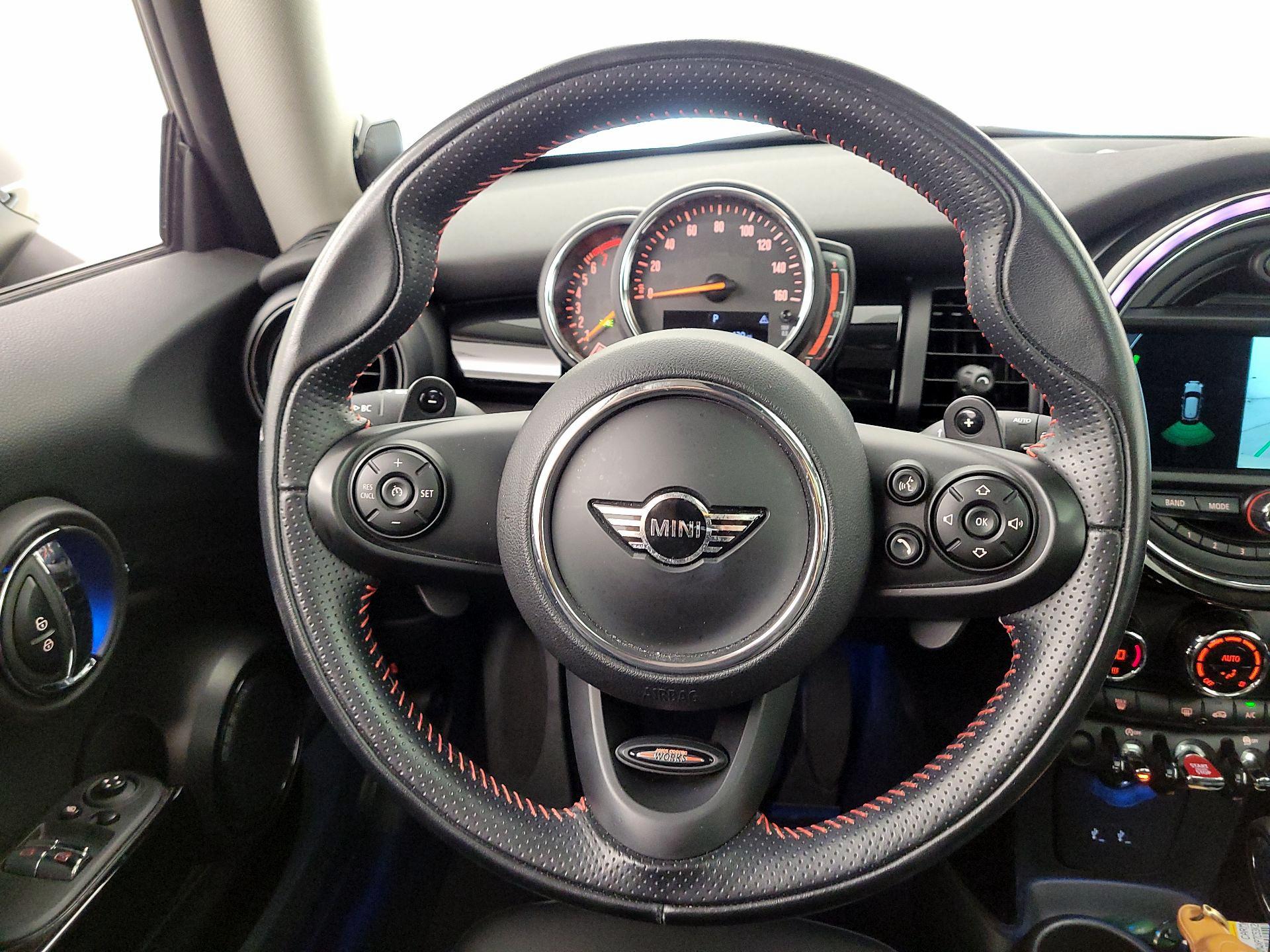 Thumbnail: 2019 MINI Cooper Hardtop - 10