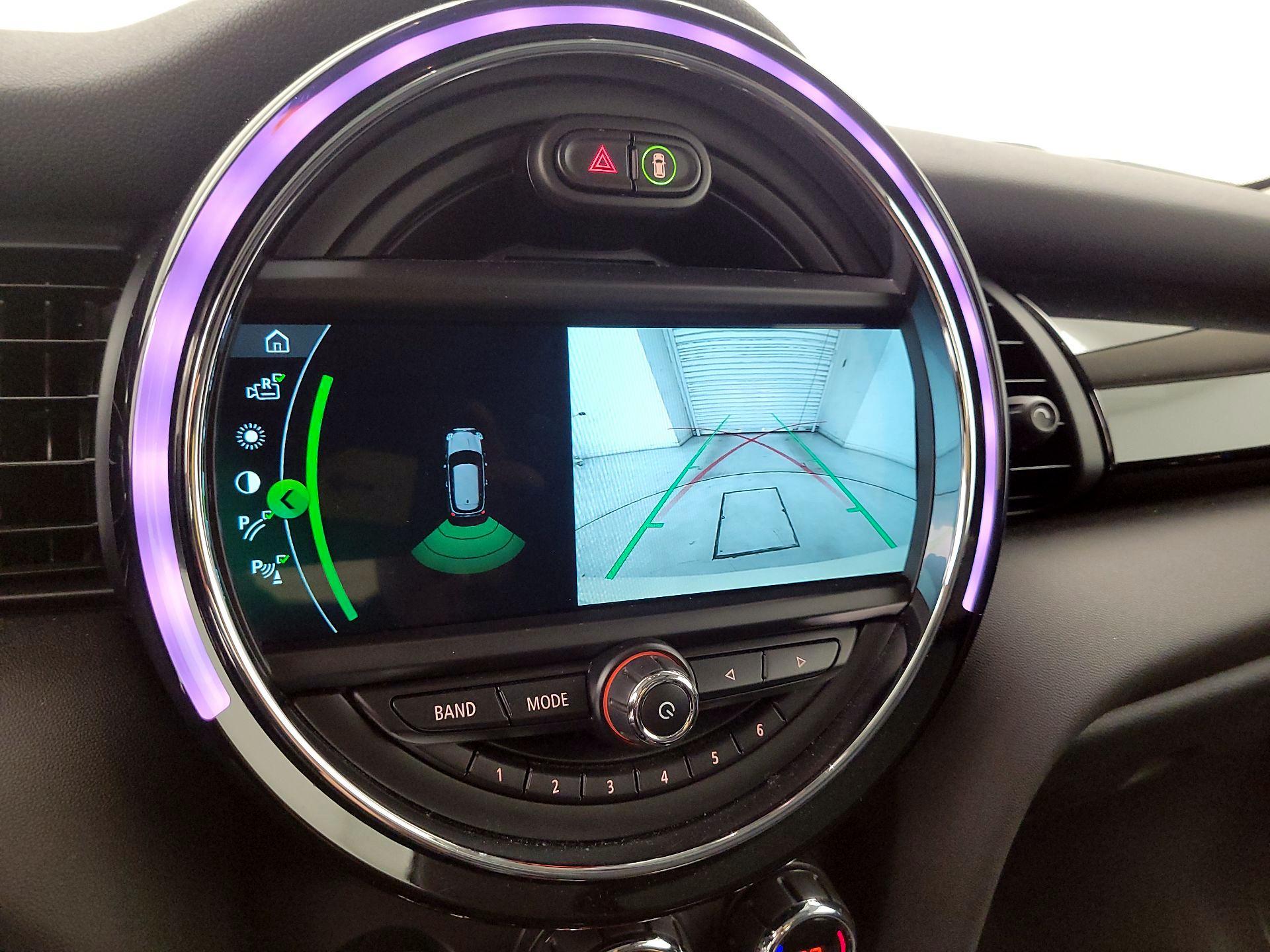 Thumbnail: 2019 MINI Cooper Hardtop - 14