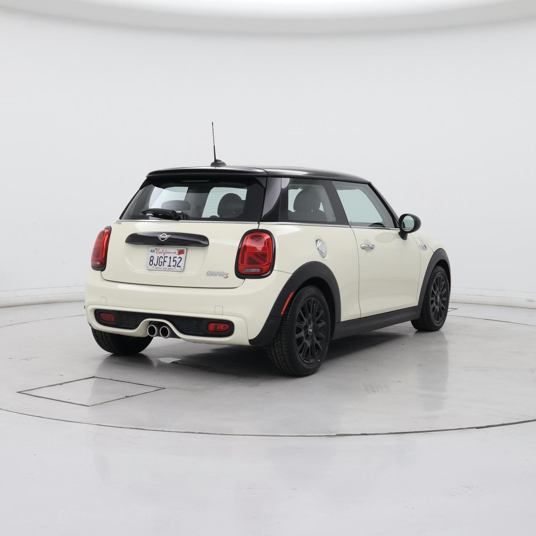 Thumbnail: 2019 MINI Cooper Hardtop - 8