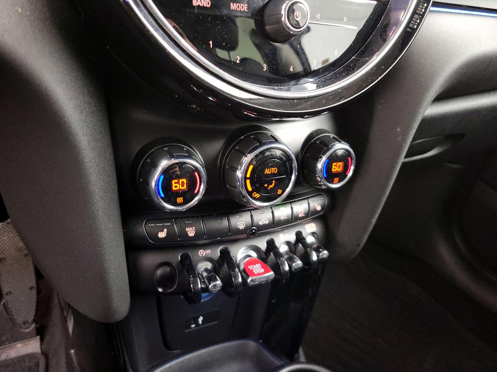 Thumbnail: 2023 MINI Cooper Hardtop - 16