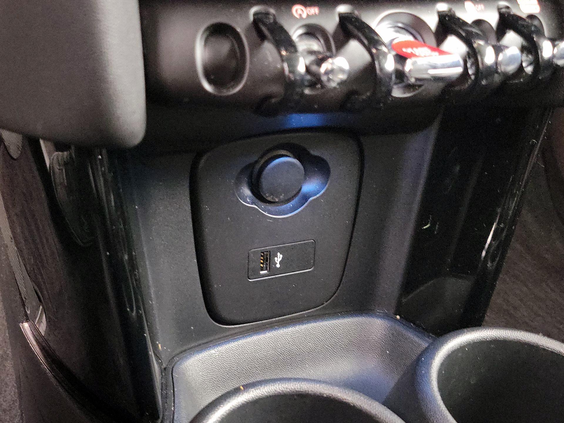 Thumbnail: 2023 MINI Cooper Hardtop - 18