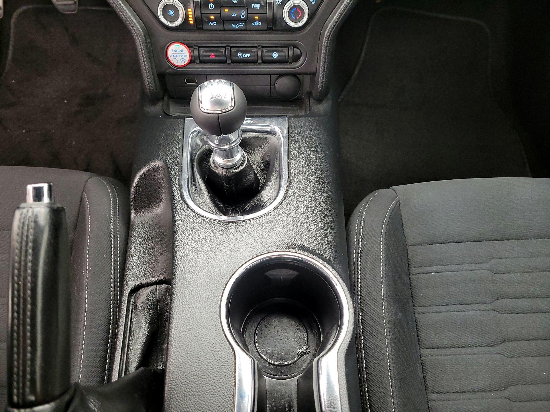 Thumbnail: 2015 Ford Mustang - 17