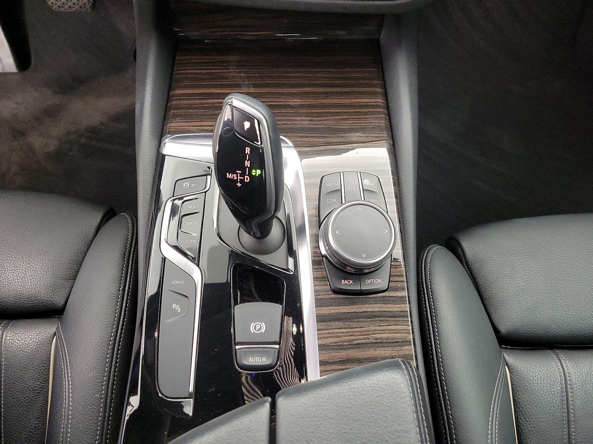 Thumbnail: 2019 BMW 5 Series - 18