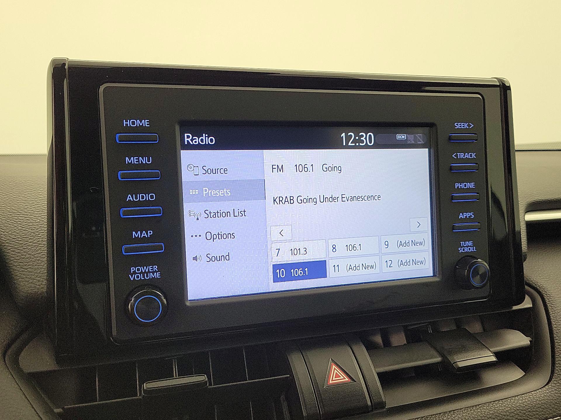 Thumbnail: 2019 Toyota RAV4 - 15