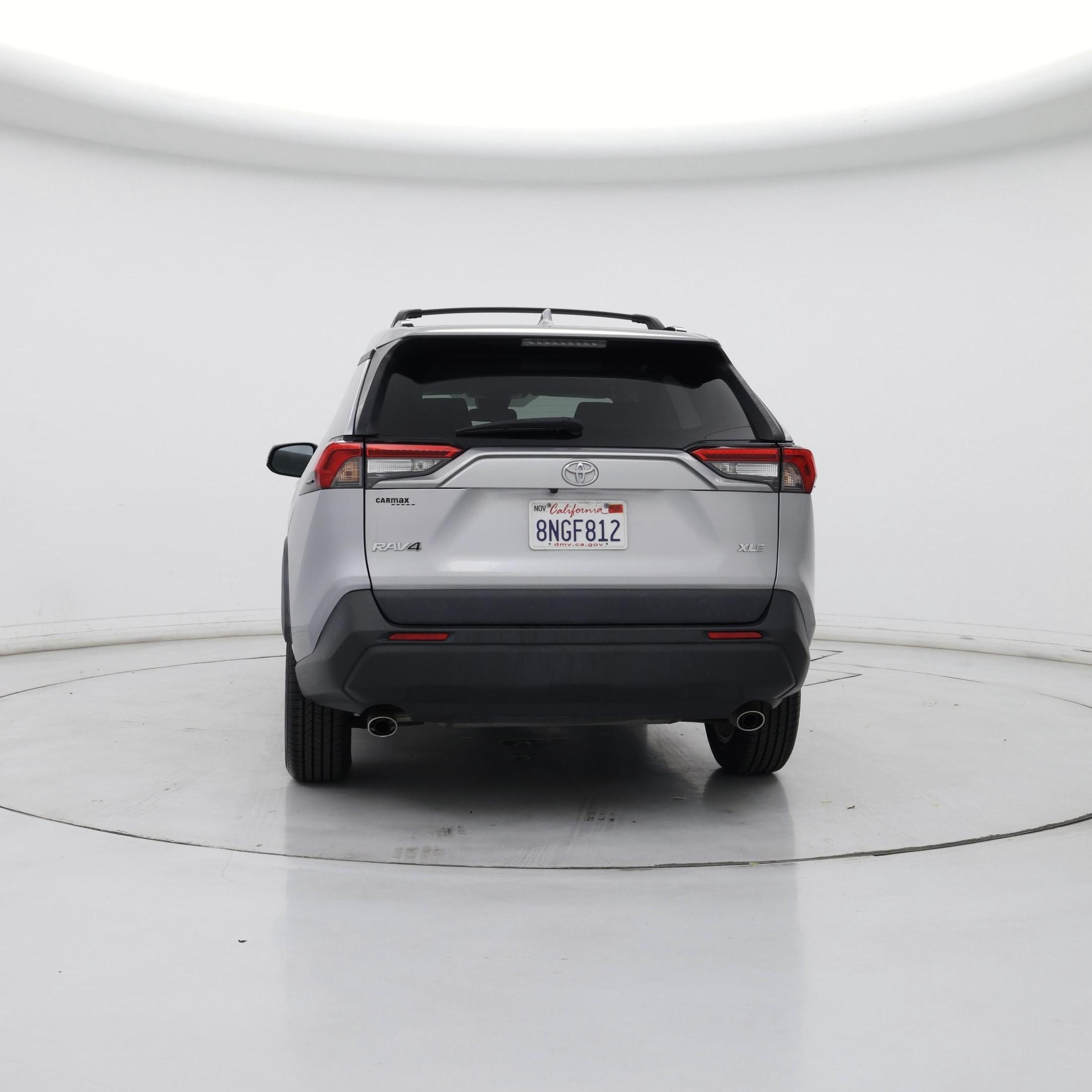 Thumbnail: 2019 Toyota RAV4 - 6