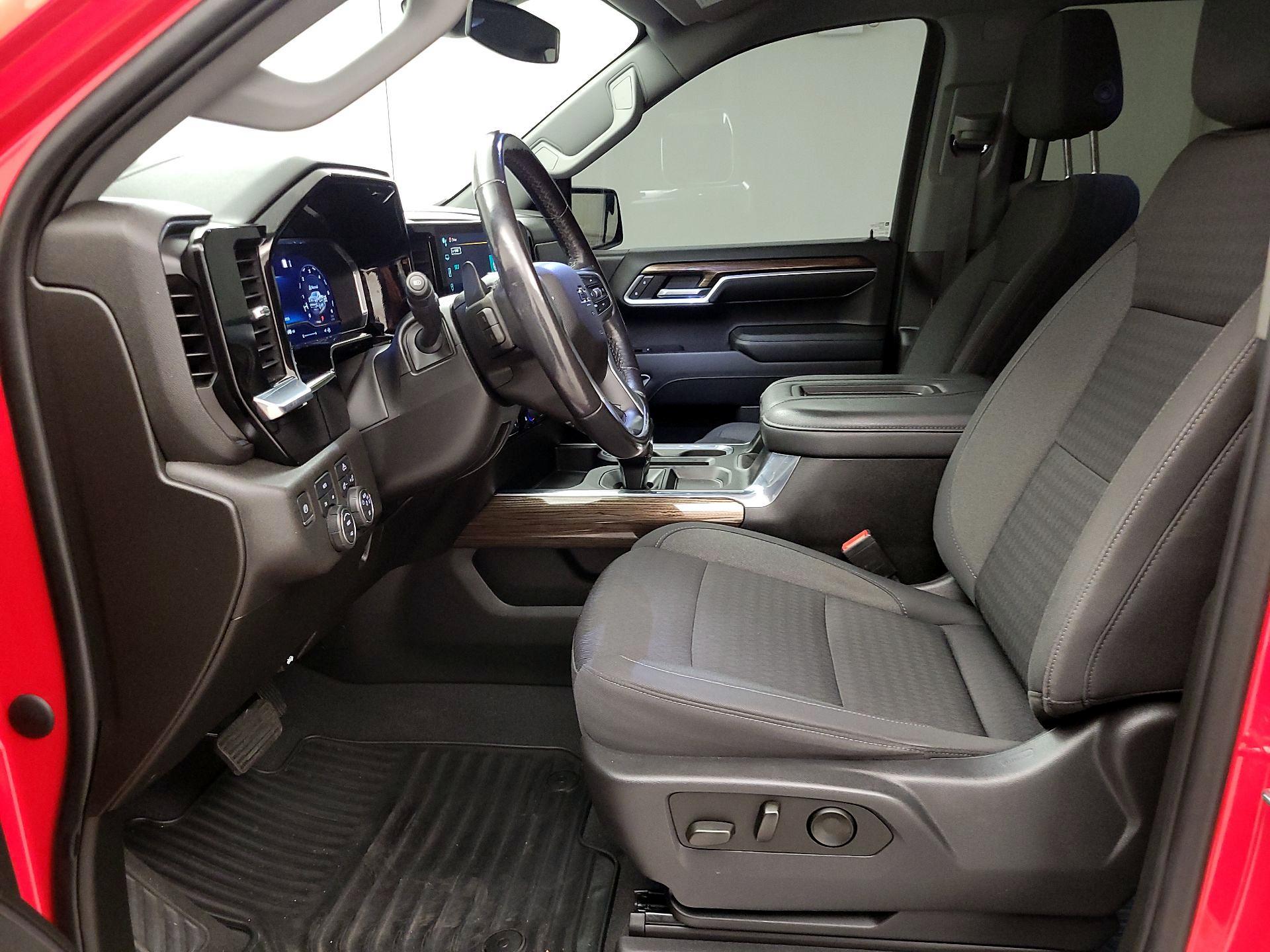 Thumbnail: 2022 Chevrolet Silverado 1500 - 11