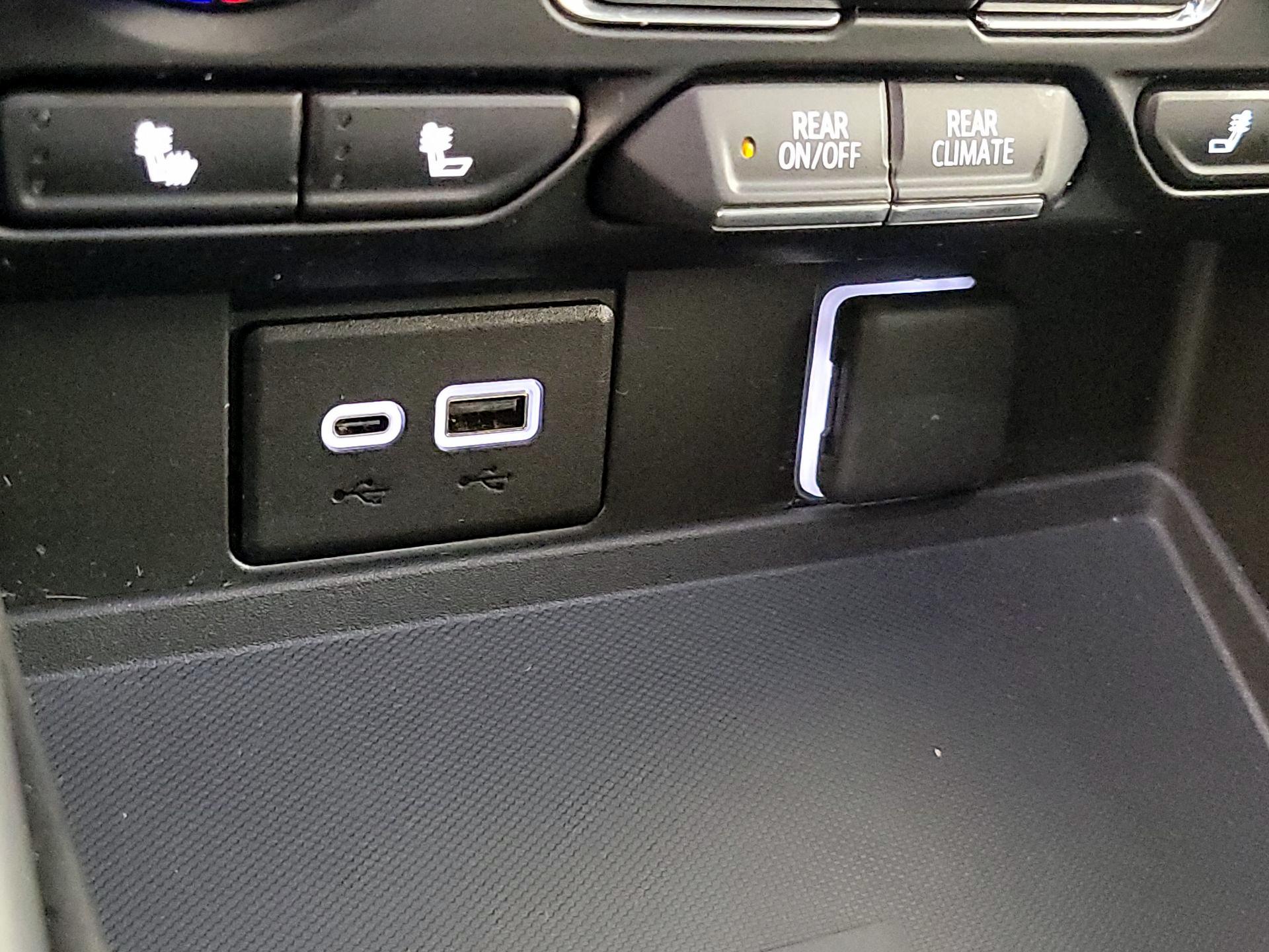 Thumbnail: 2023 Chevrolet Tahoe - 18