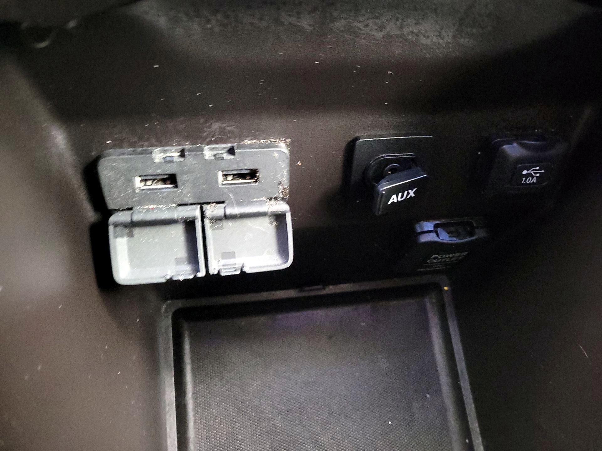 Thumbnail: 2017 Acura MDX - 19