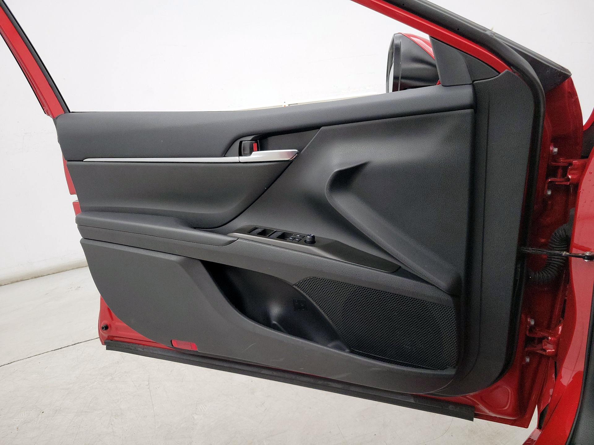 Thumbnail: 2024 Toyota Camry - 12