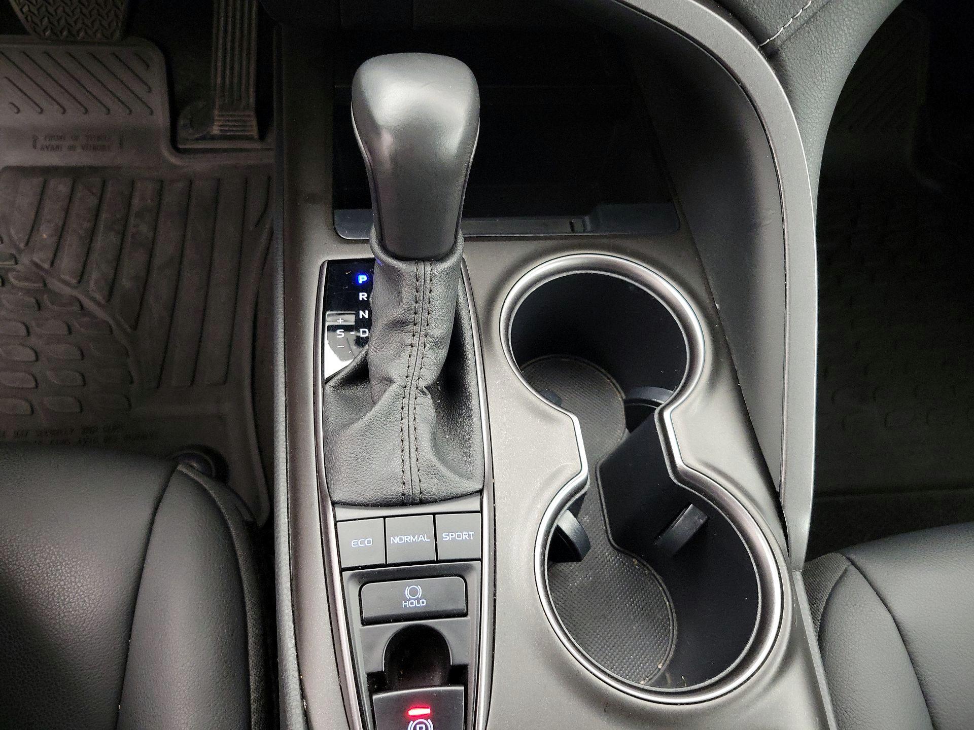 Thumbnail: 2024 Toyota Camry - 17