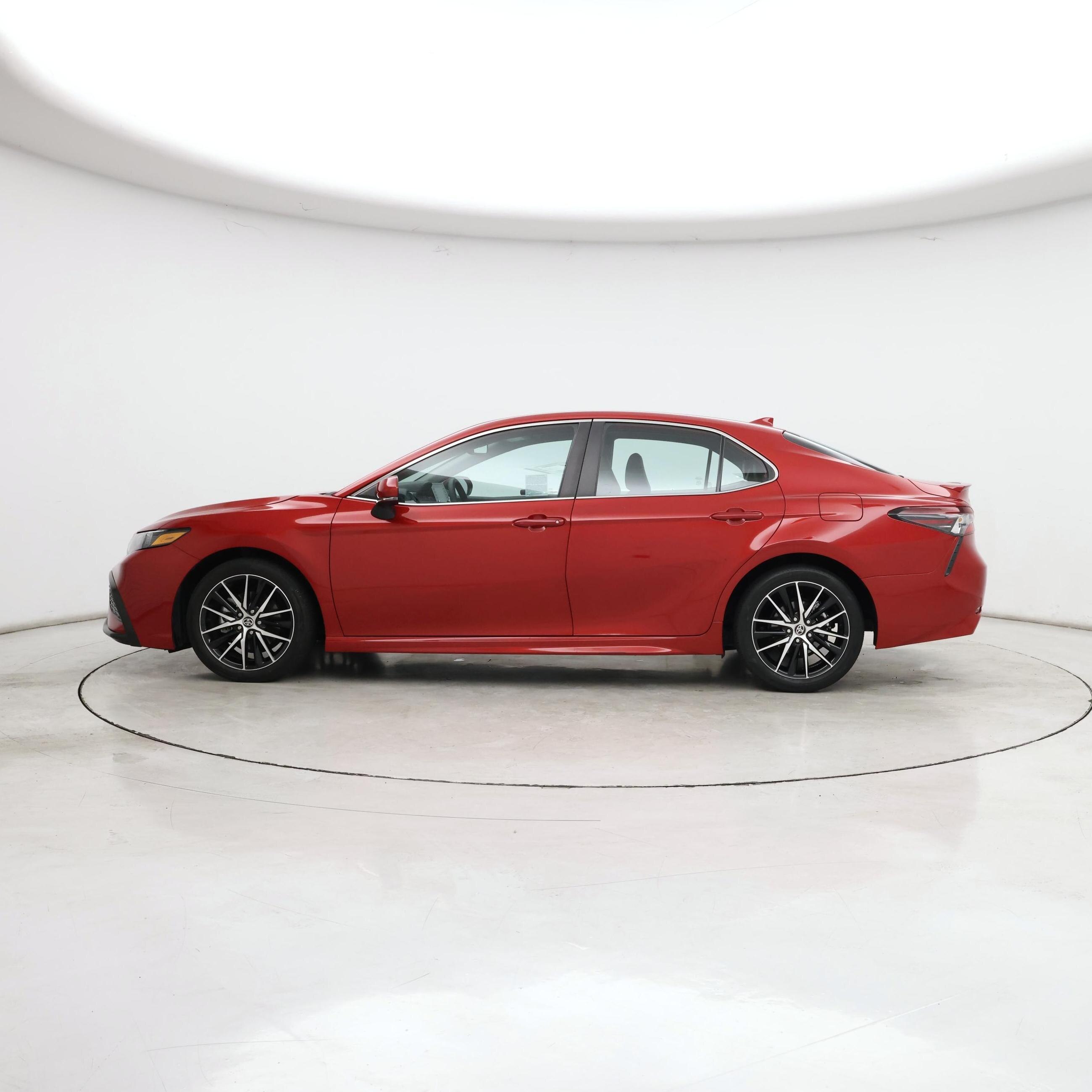 Thumbnail: 2024 Toyota Camry - 3