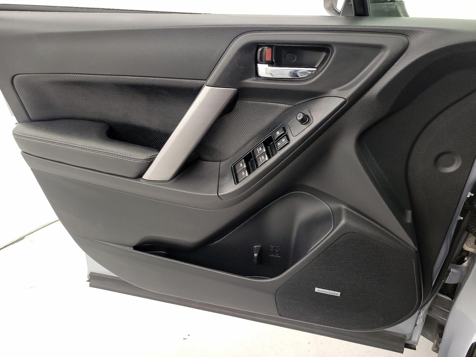 2017 Subaru Forester Limited - Photo 13