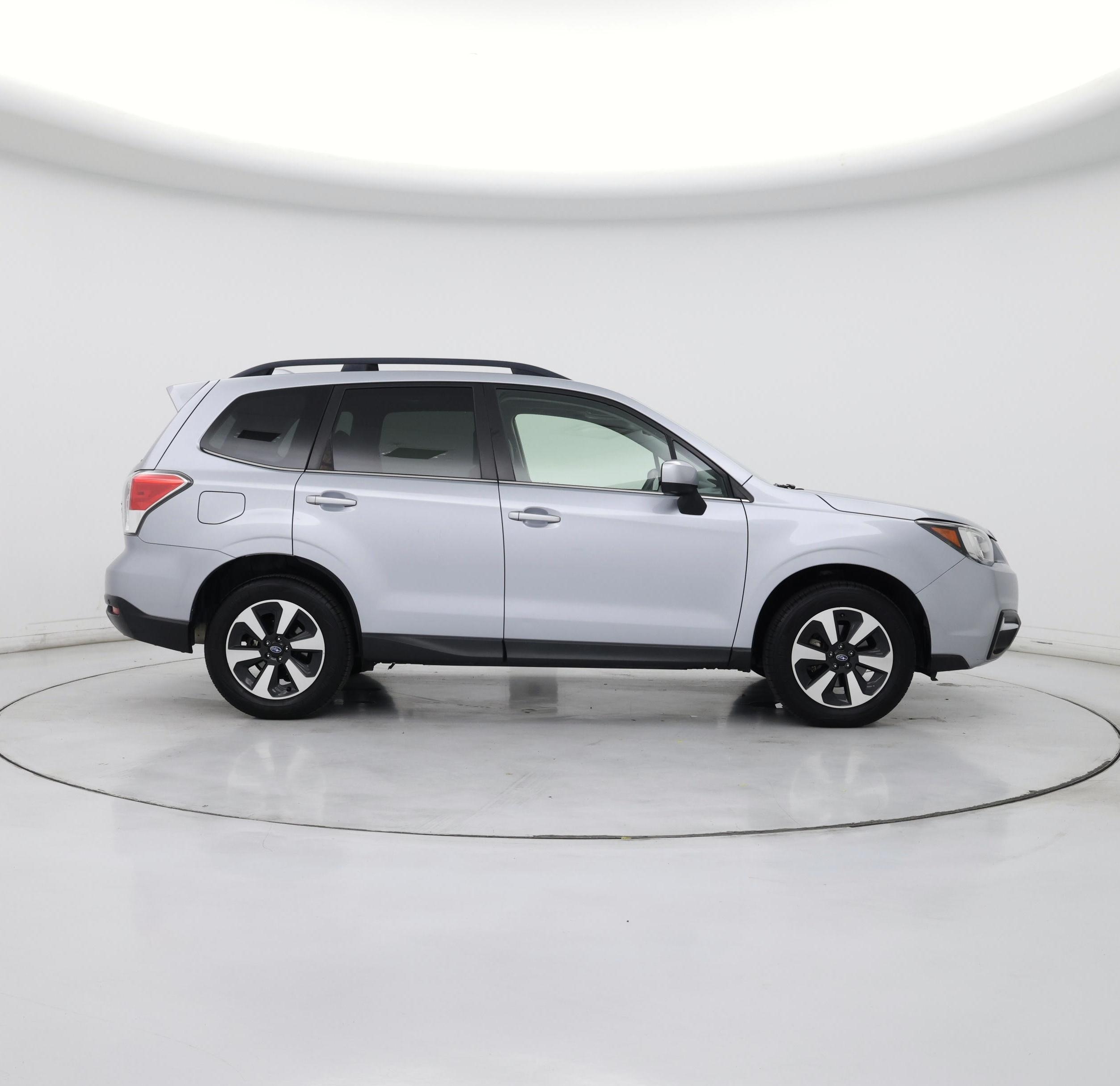 Thumbnail: 2017 Subaru Forester - 7