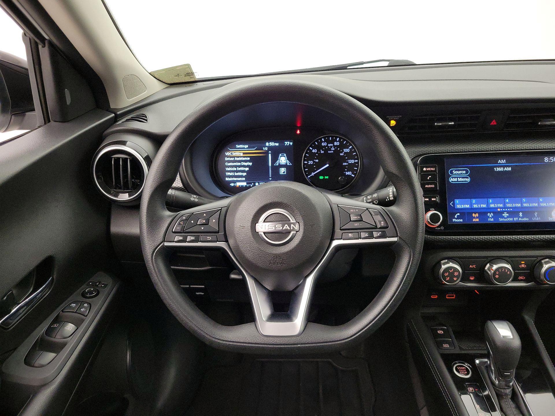 Thumbnail: 2023 Nissan Kicks - 10