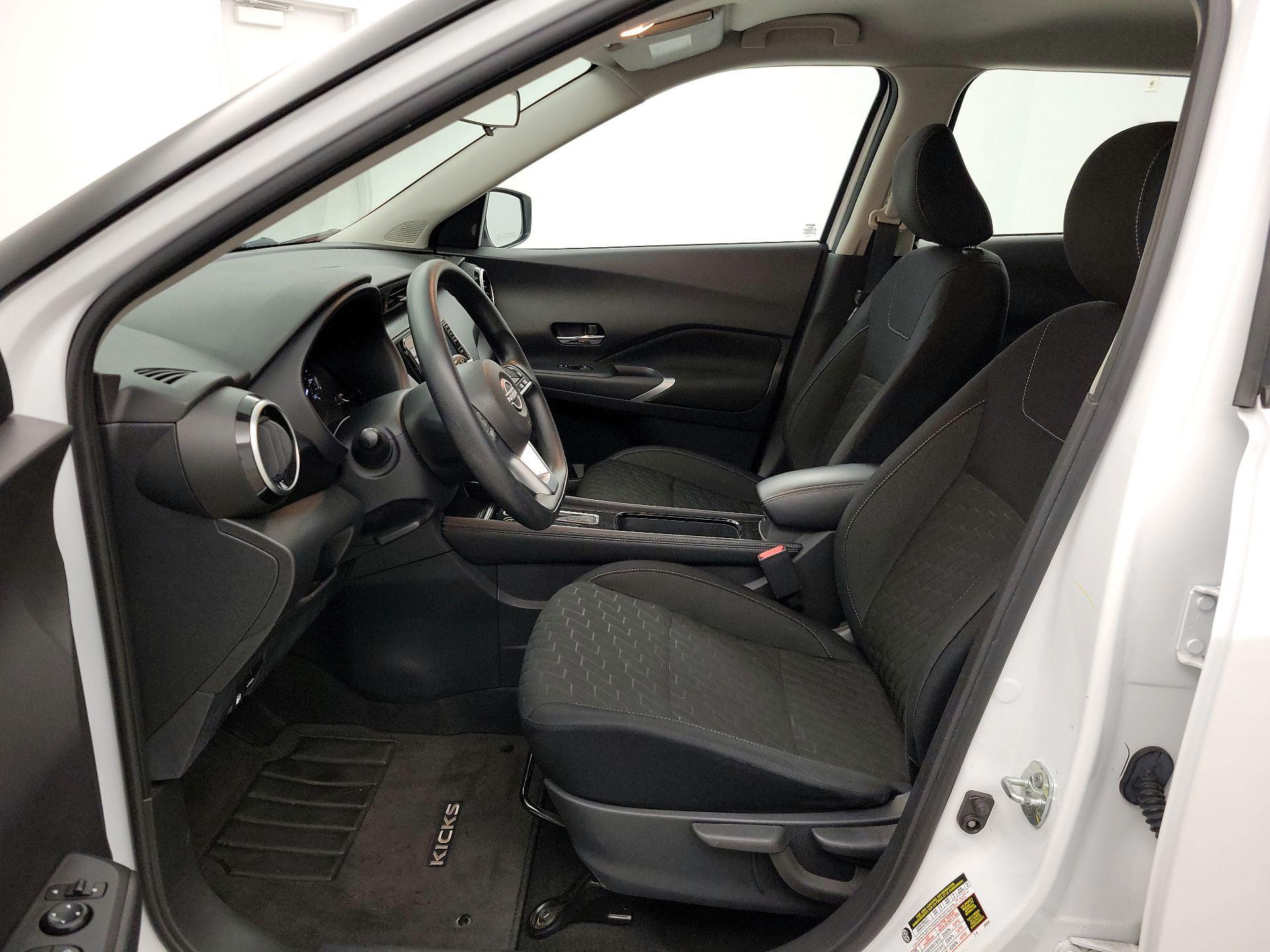 Thumbnail: 2023 Nissan Kicks - 11