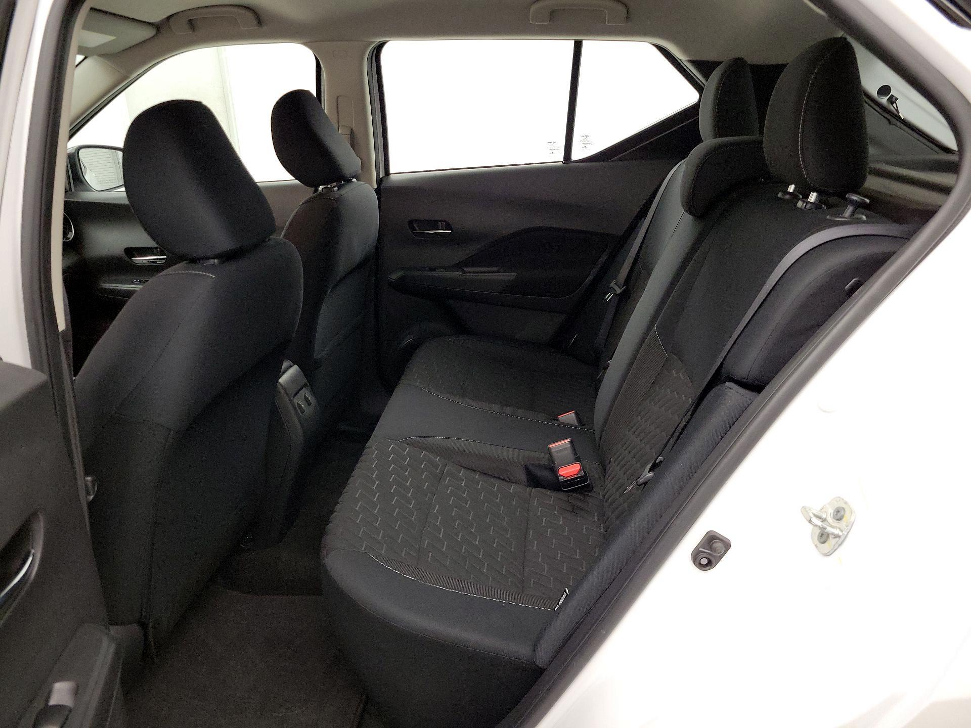 Thumbnail: 2023 Nissan Kicks - 18