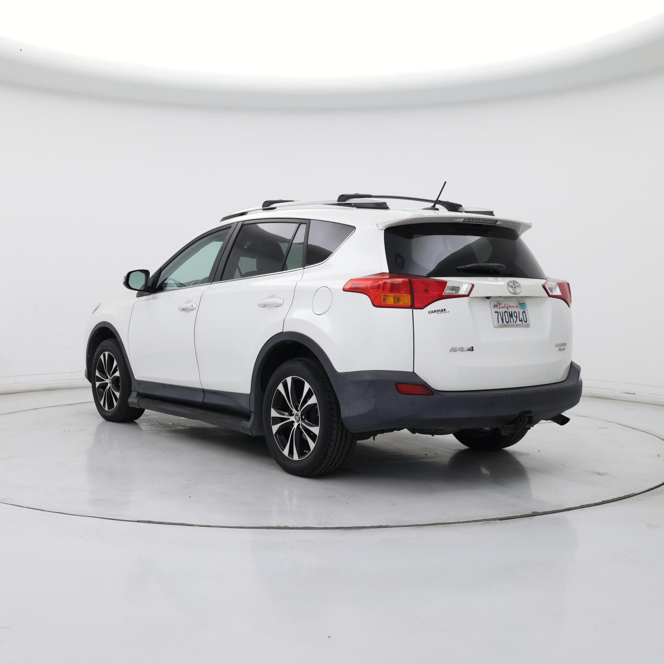 Thumbnail: 2015 Toyota RAV4 - 2