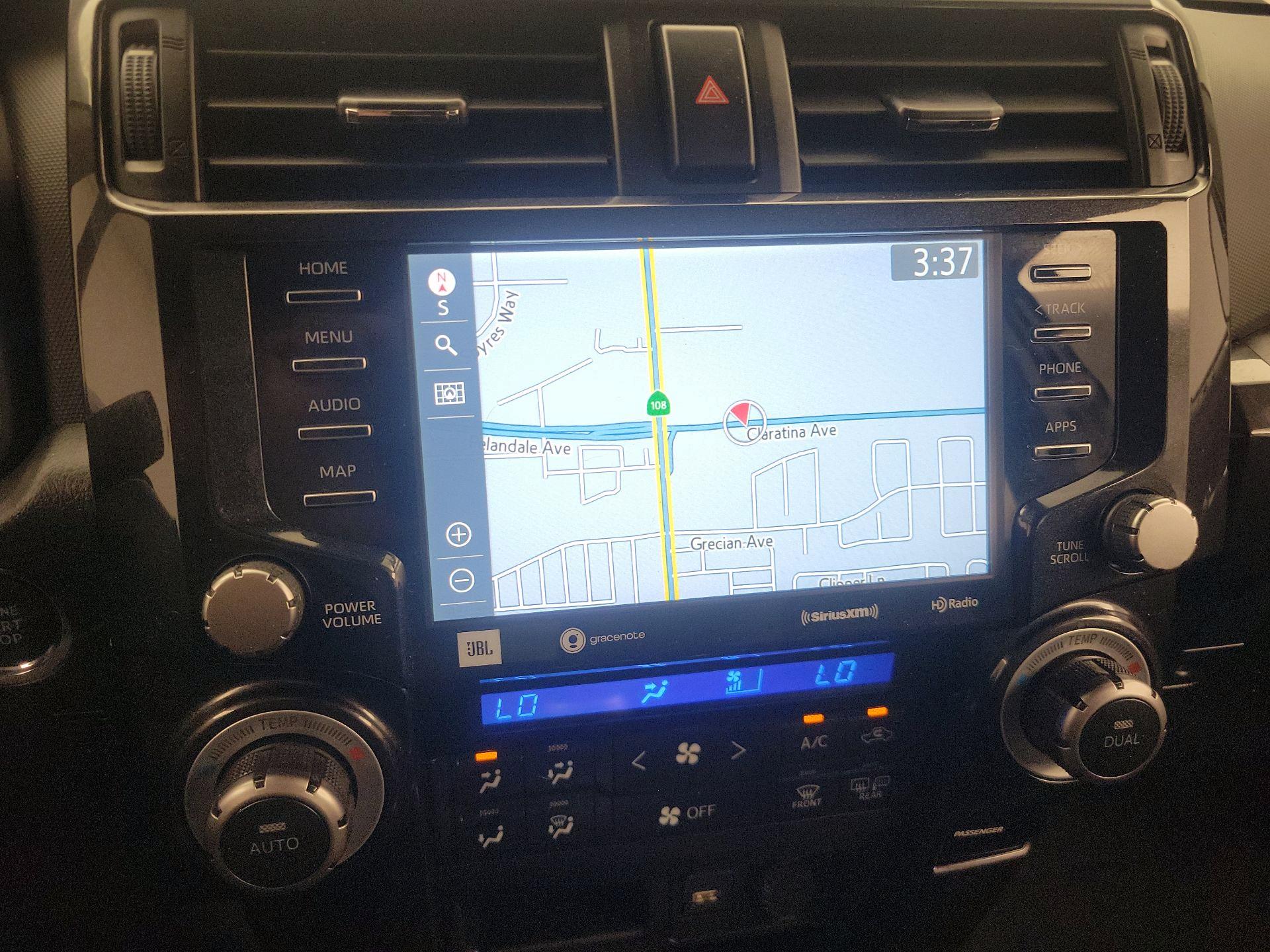 Thumbnail: 2021 Toyota 4Runner - 14