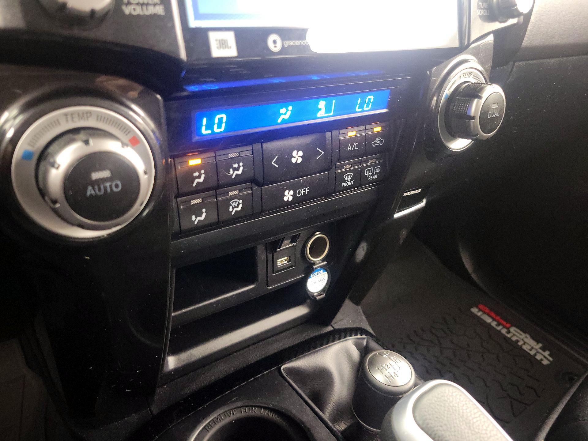 Thumbnail: 2021 Toyota 4Runner - 17