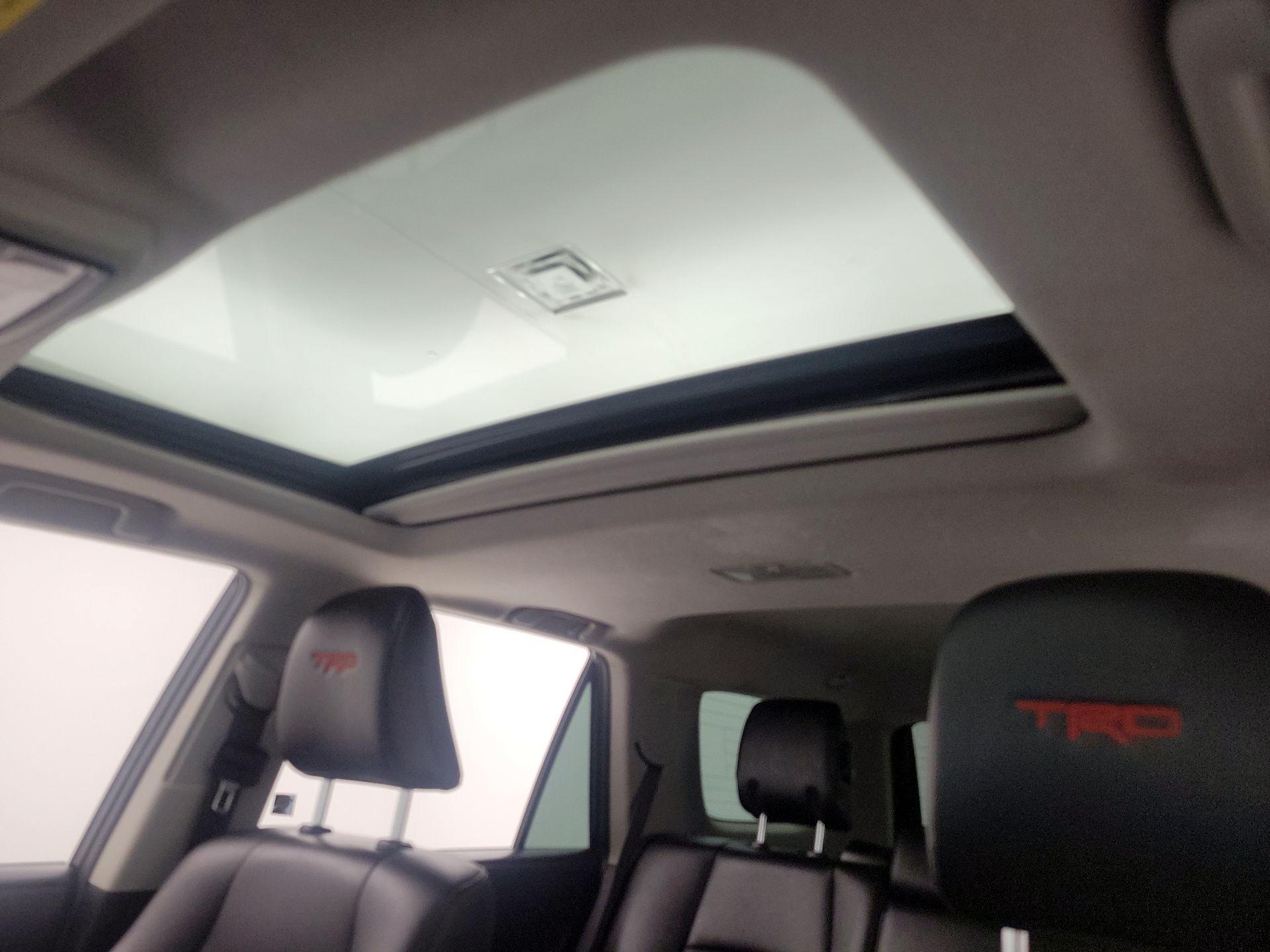 Thumbnail: 2021 Toyota 4Runner - 20