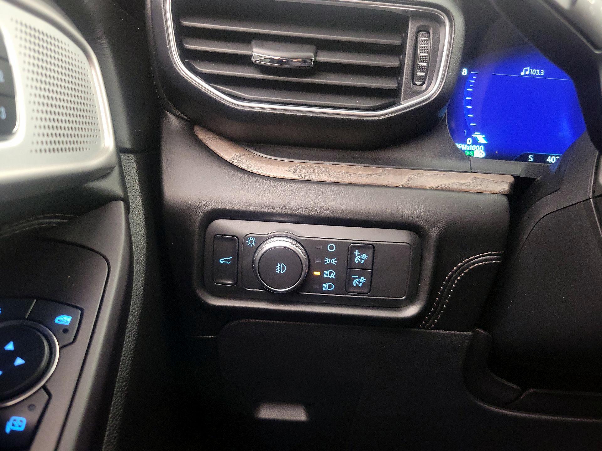 Thumbnail: 2020 Ford Explorer - 13