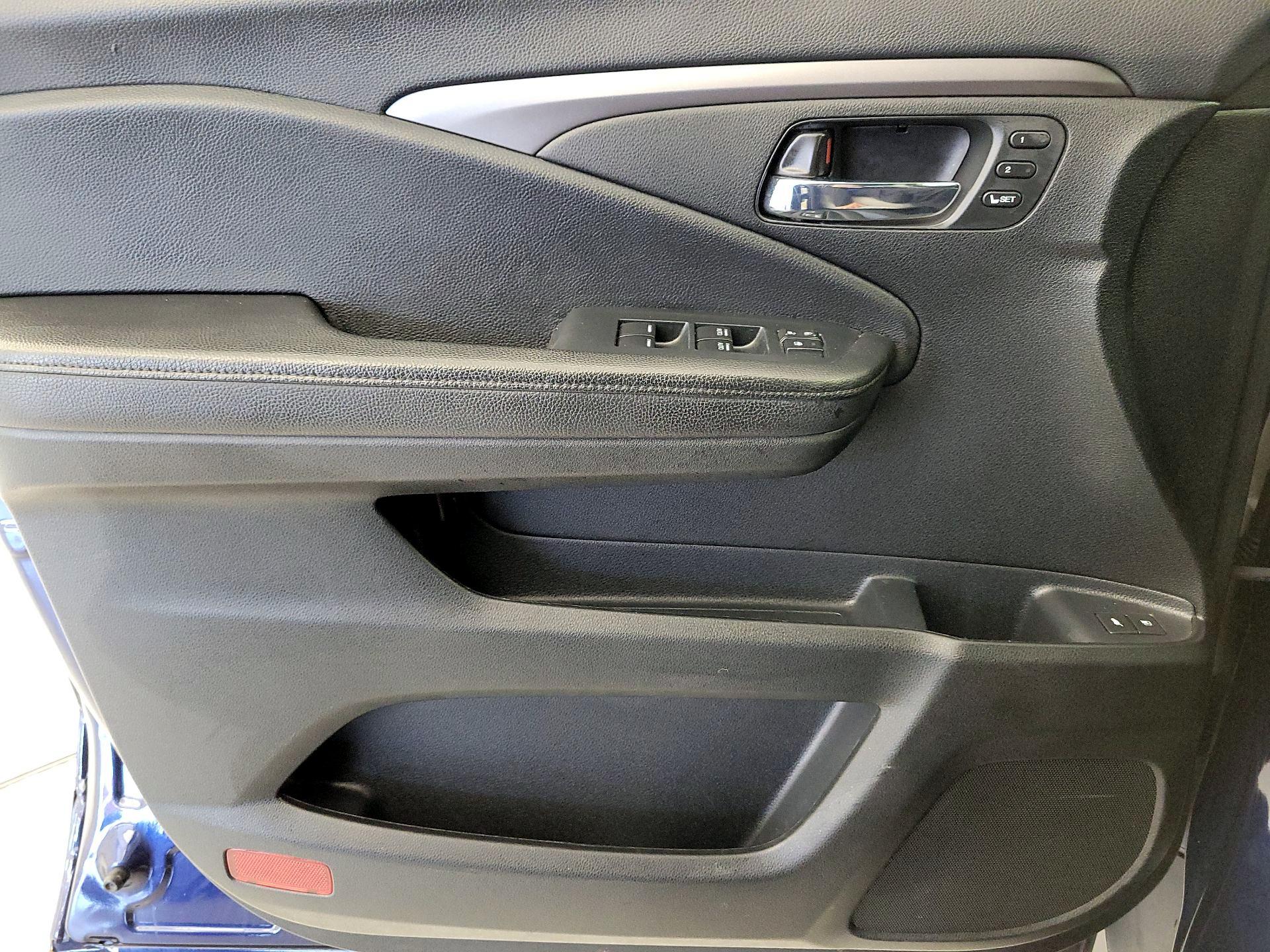 Thumbnail: 2021 Honda Passport - 12