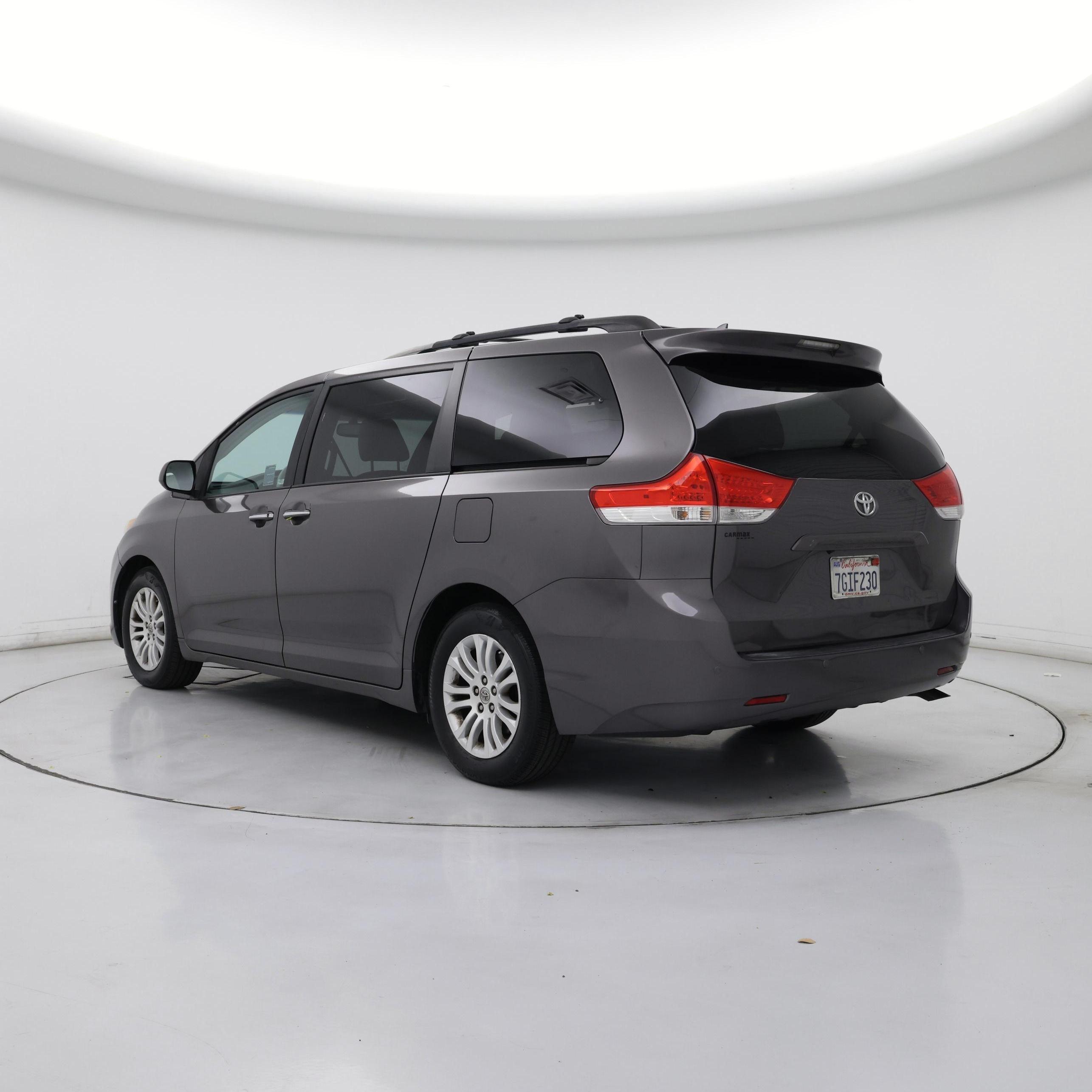 Thumbnail: 2014 Toyota Sienna - 2