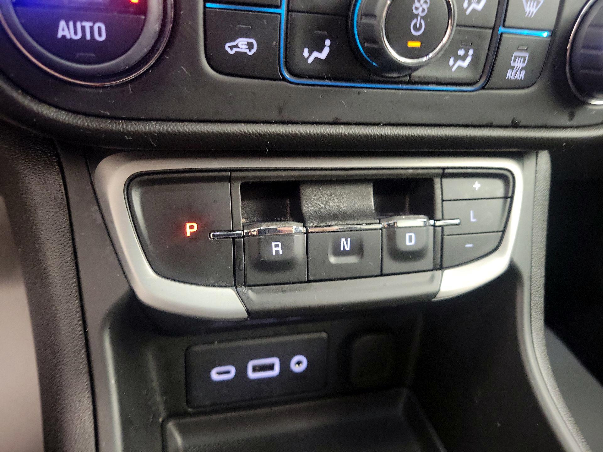 Thumbnail: 2023 GMC Terrain - 18