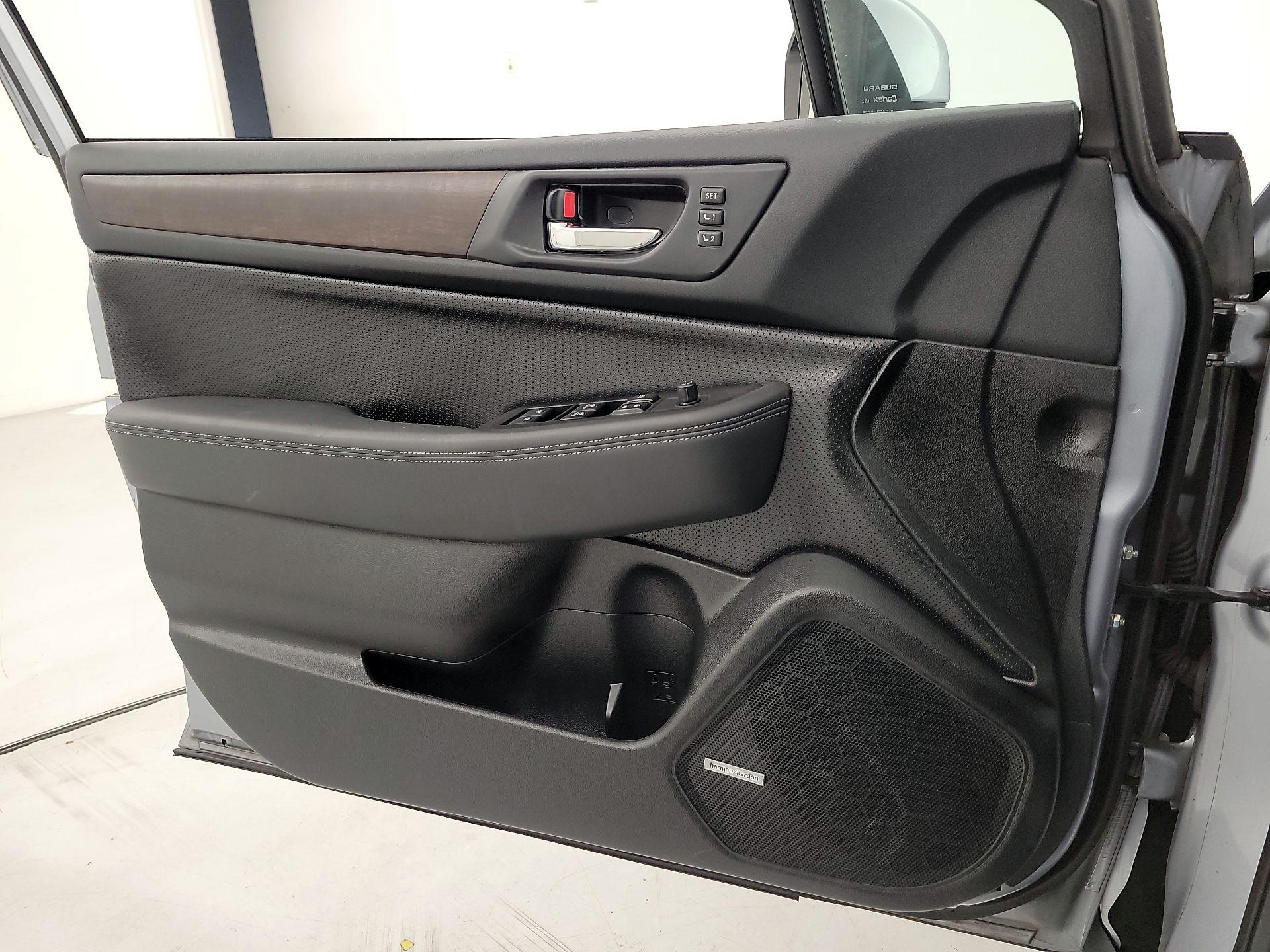 Thumbnail: 2015 Subaru Outback - 12