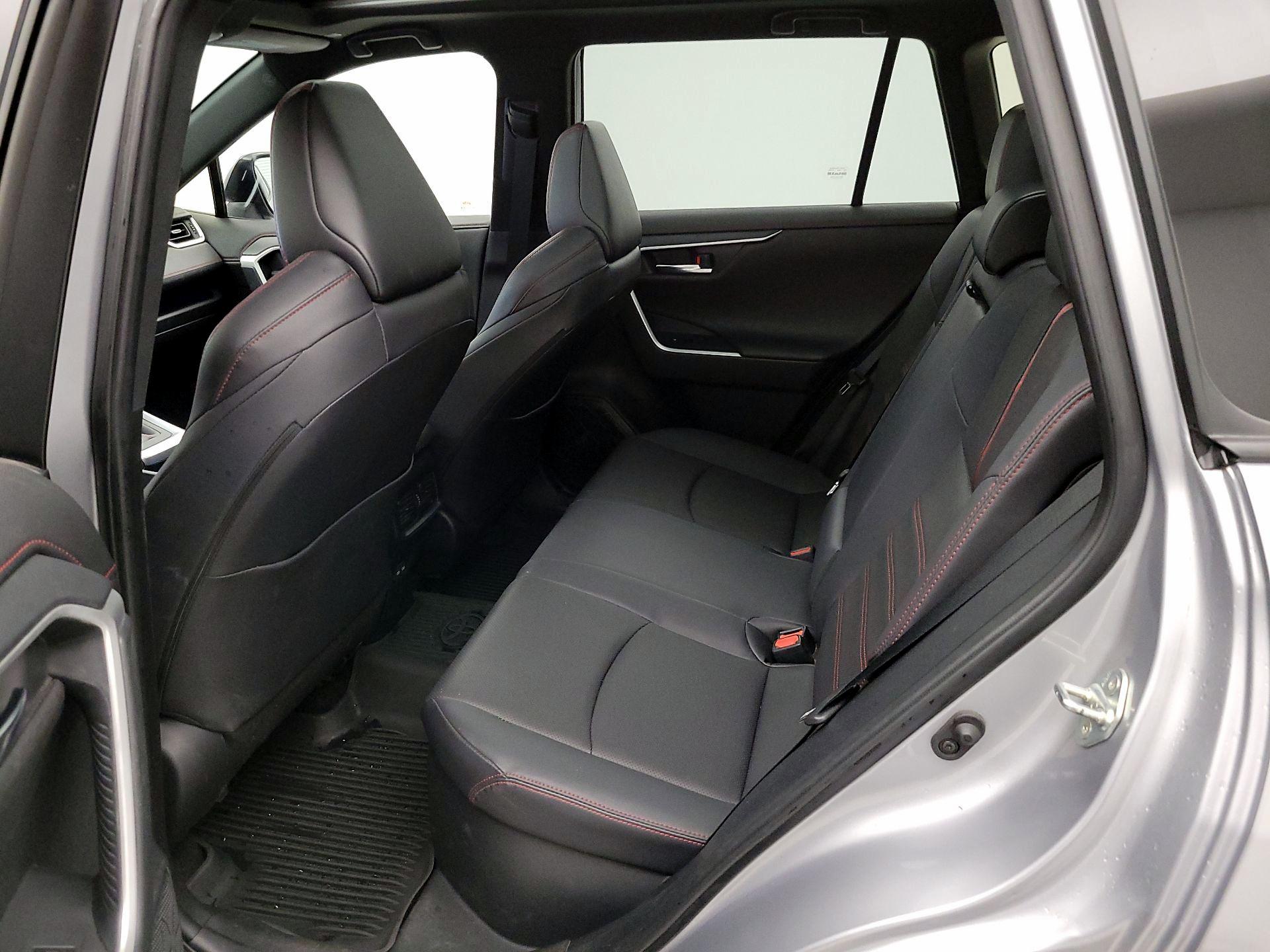 Thumbnail: 2024 Toyota RAV4 - 20